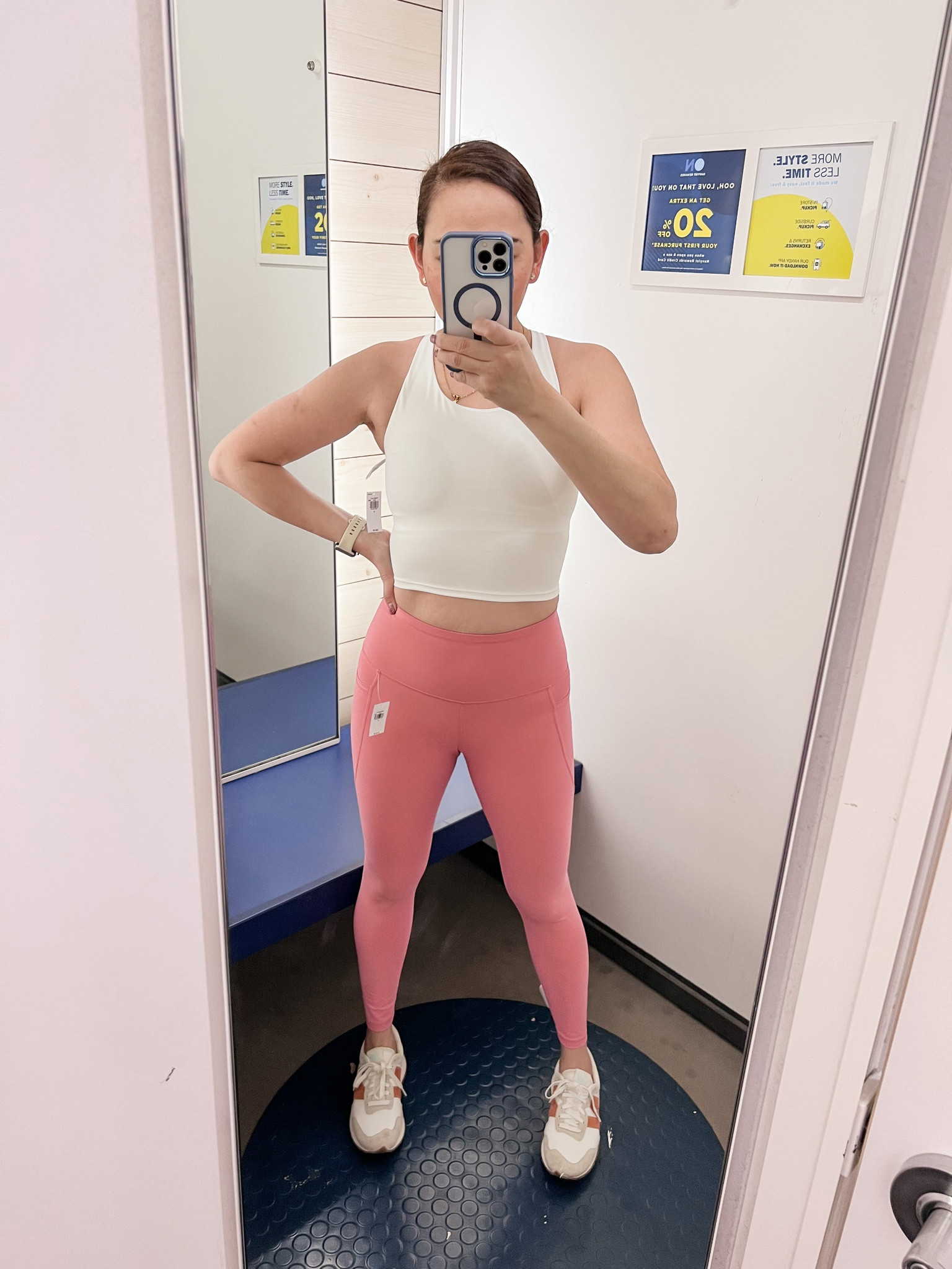 Wearing tts small on top and bottom 

#LTKsalealert #LTKFind #LTKfit