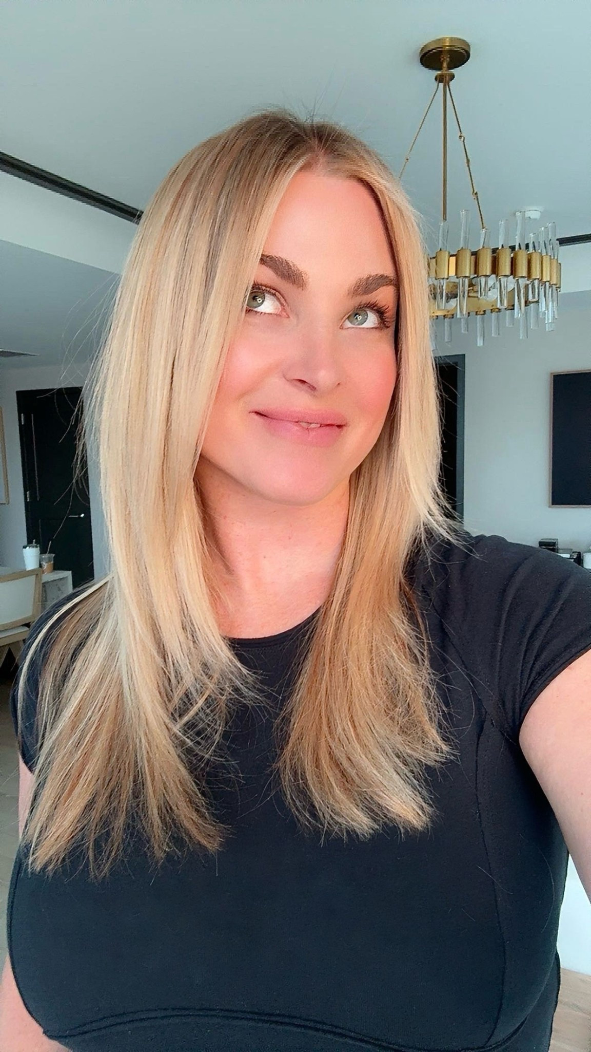 This Free People cropped tee was getting all the love today while I was out and about — had to link it for you guys! I have in several colors. 😜 #LTKFindsUnder100 