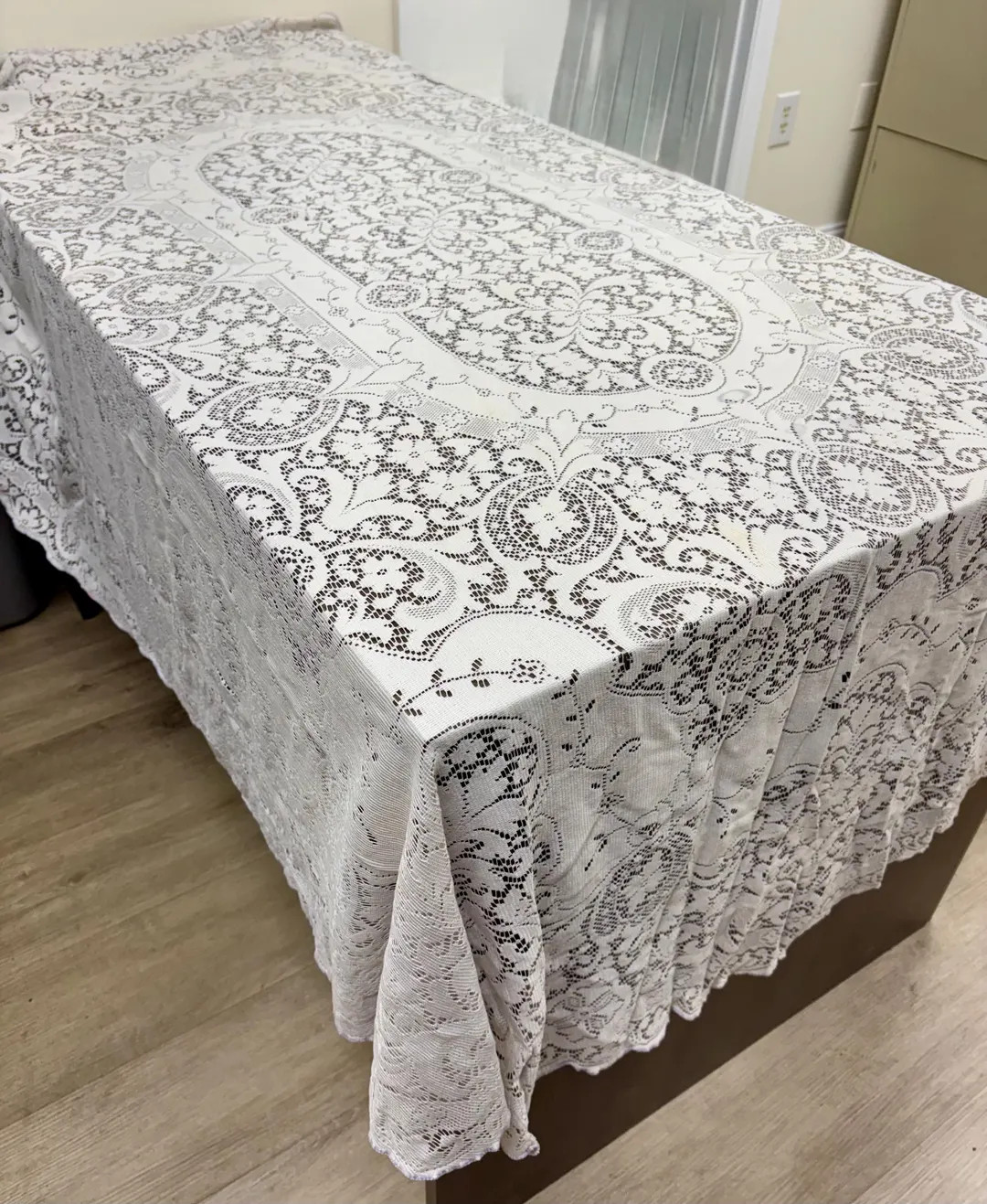 Vintage Lace Tablecloth, Oblong With Scalloped Edges and Floral Details | 92" X 64" Large Rectang... | Etsy (US)