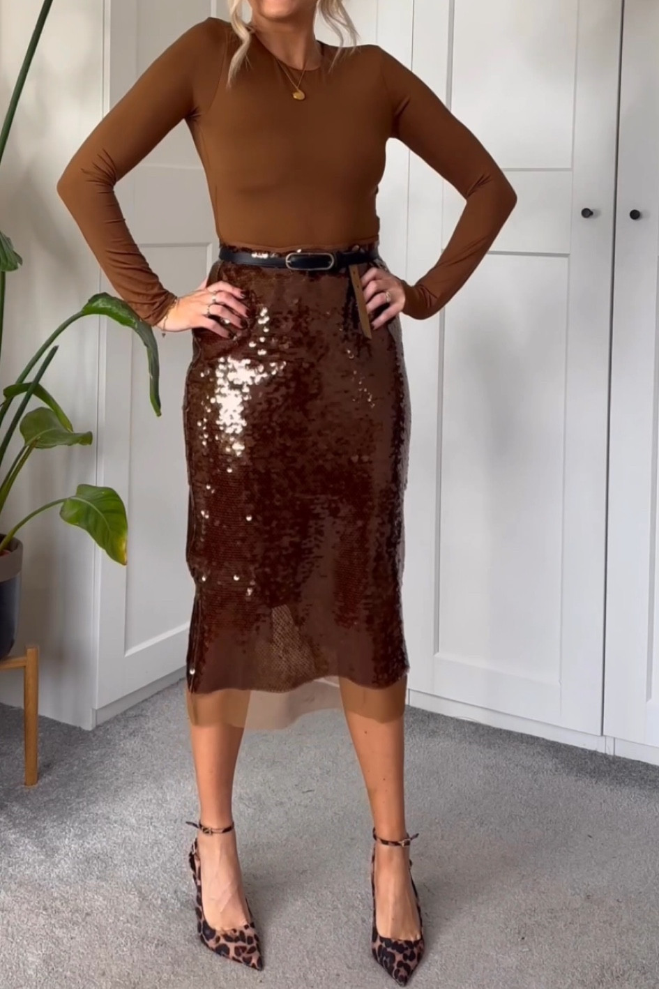 Sequin skirt styling ❤️