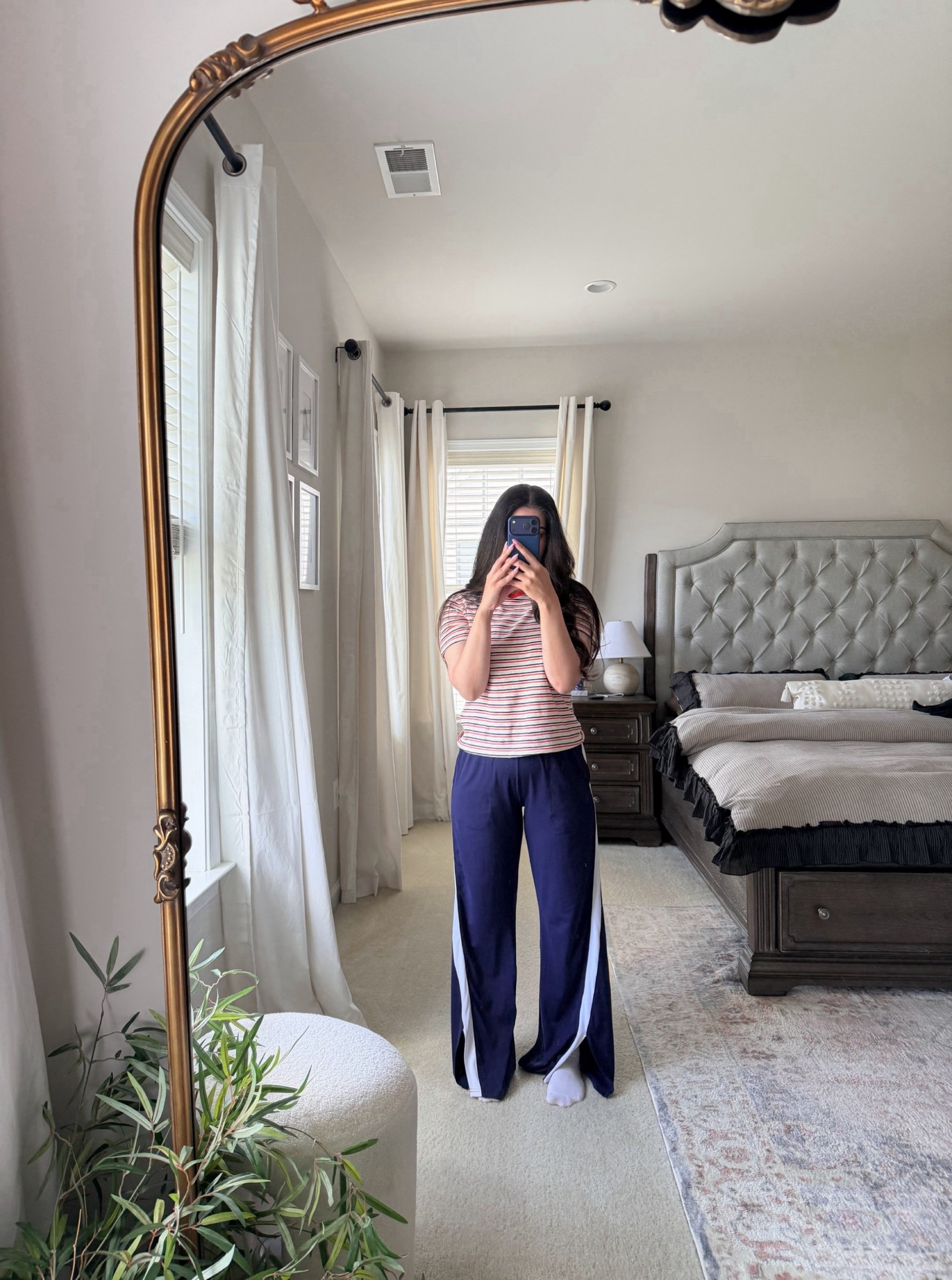 Favorite comfy pants @Aerie 

#LTKootd #LTKmomlife #LTKdayinmylife