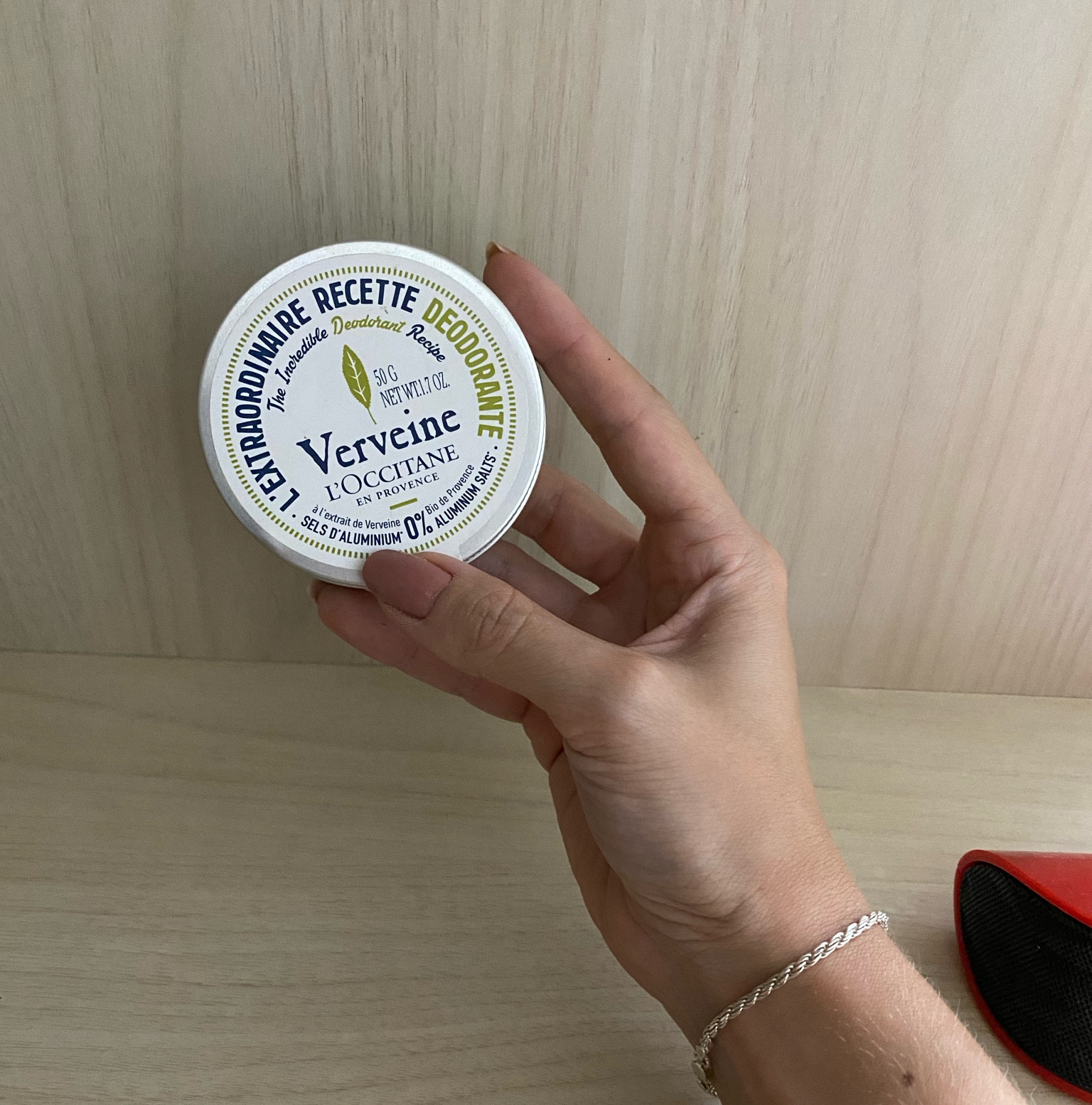 Dica de desodorante perfeito: Esse de verbena da Loccitane, não deixa cheiro de nada e dura meses 🫶🏼

#LTKbrasil #LTKsalealert #LTKbeauty