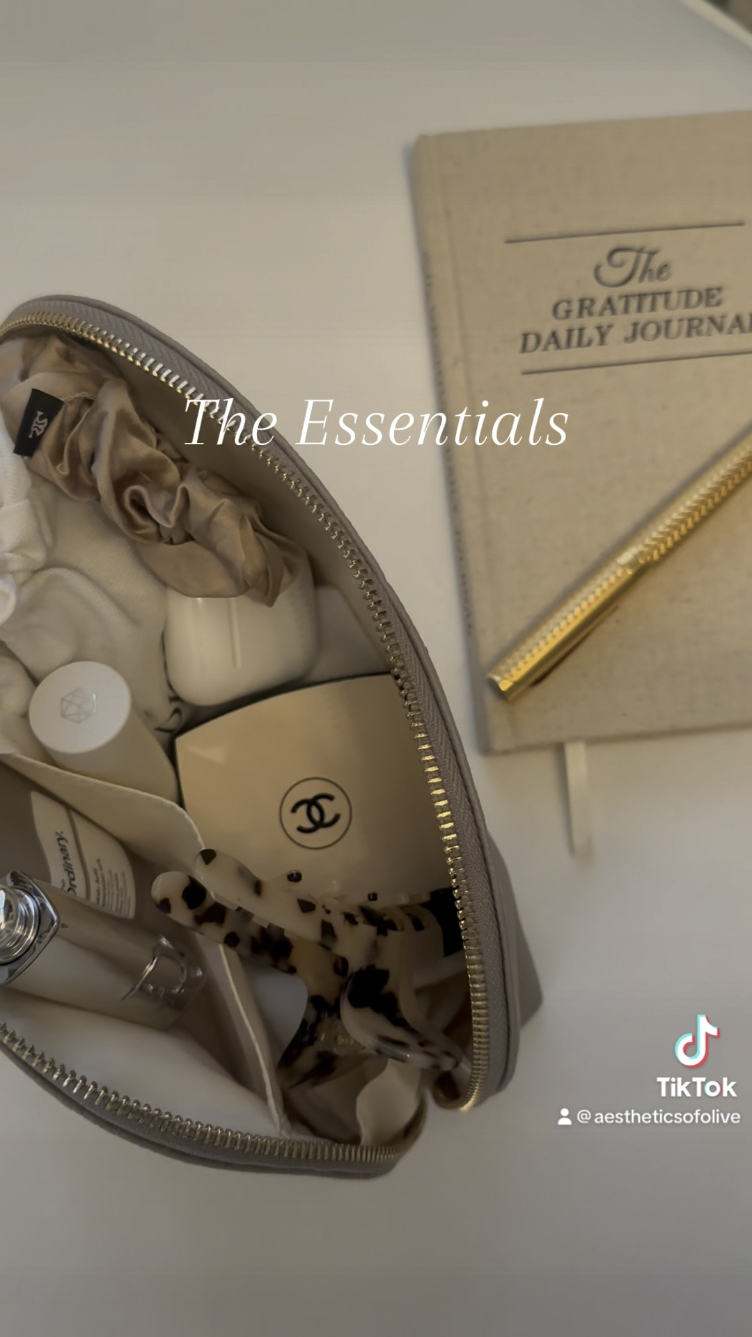 Makeup bag Essentials 

#LTKVideo #LTKtravel #LTKfindsunder100