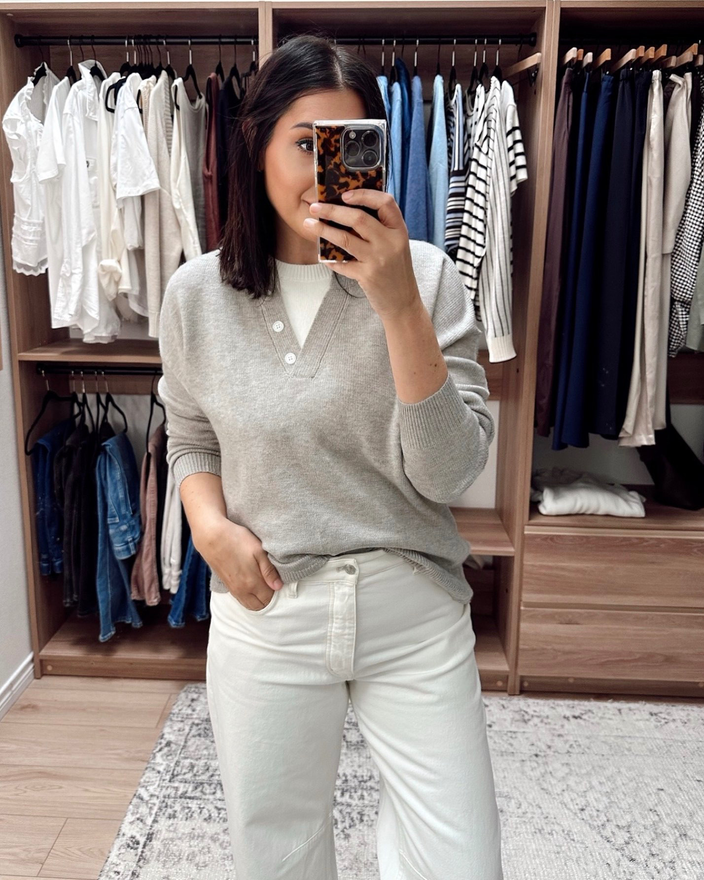 This top has a sewn in sweater tee insert (it’s the same knit as the sweater) so it looks layered but without the bulk! This one ended up being way cuter than I was expecting! It steams out beautifully. I got the large – it’s a bigger fit, could have done a medium for a more tailored look. Highly recommend! 

I'm in the 30 of the @Madewell barrel jeans, looser fit. 

 