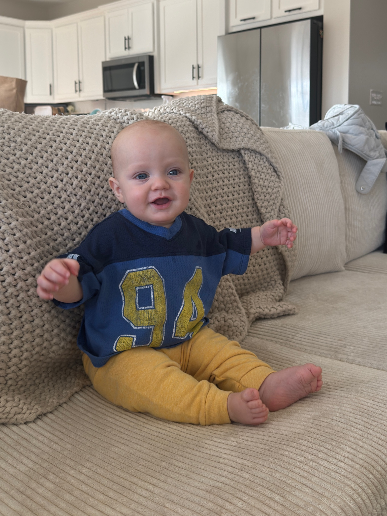 Pumping essential and toys for Owen! 🍼