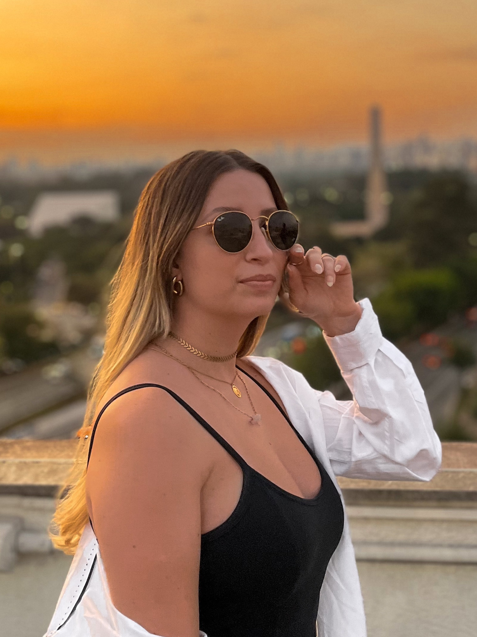 Look b&w perfeito pra passear e descobrir a cidade com conforto e sem perder o estilo 

#LTKstyletip #LTKtravel #LTKbrasil