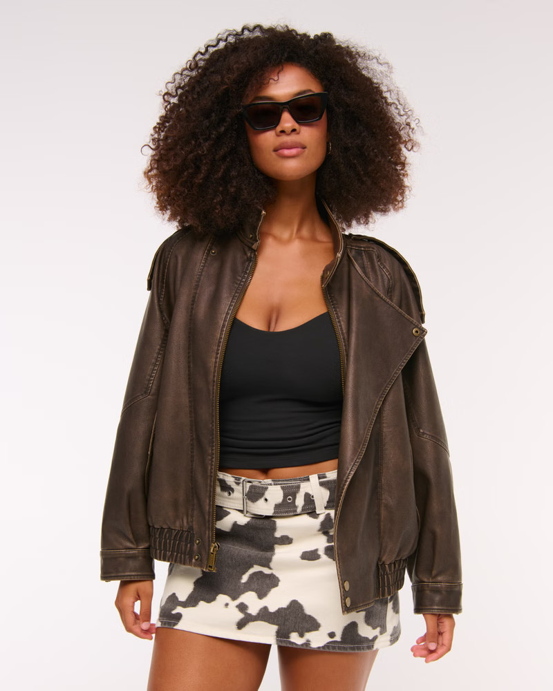 Curve Love Mid Rise Belted Denim Mini Skort | Abercrombie & Fitch (US)