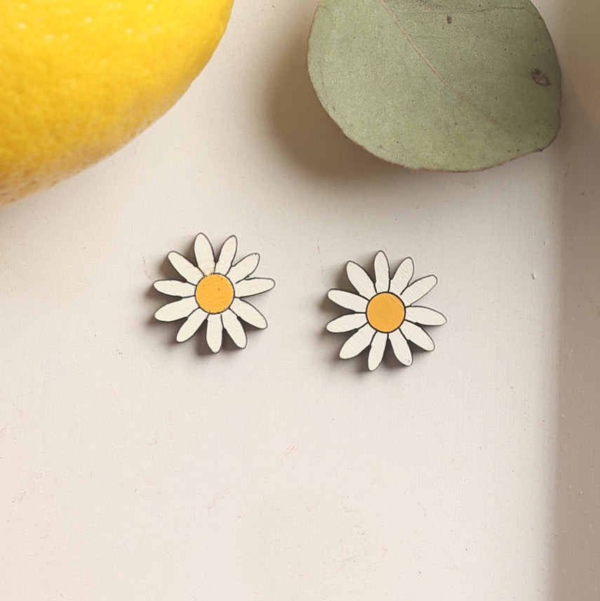 70s Daisy Studs | Le Chic Miami