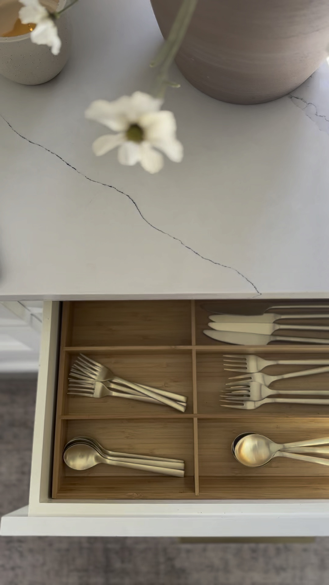 I found the most beautiful gold flatware for under $20!! 
Is so good ! 

#LTKFindsUnder100 #LTKHome #LTKFindsUnder50
