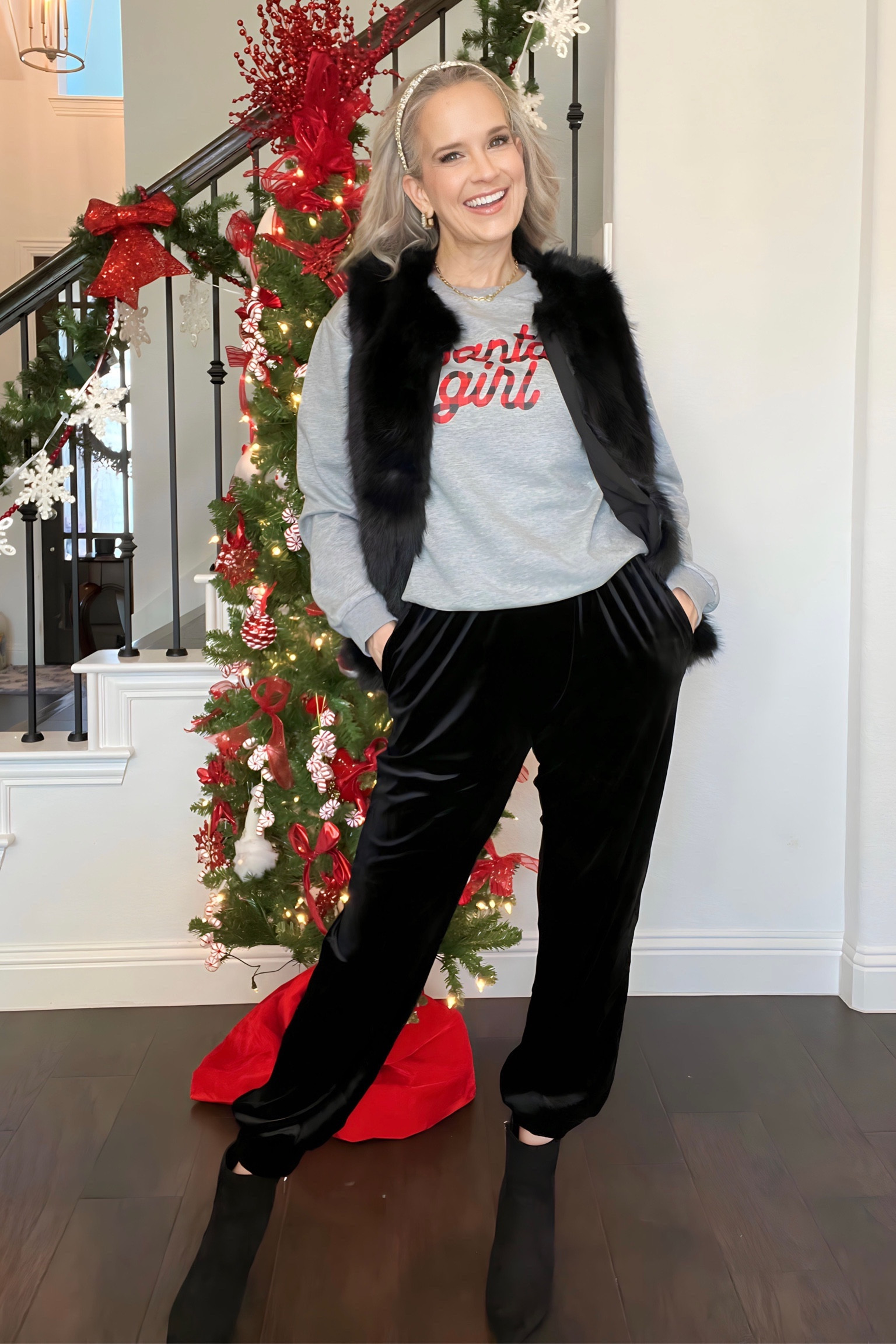 Glam up your outfit with faux fur and sparkling accessories!
Wearing a small 

Over 40 fashion/ affordable style / elevated chic / effortless style / fall fashion / fall style / casual chic / style over 50/ cupshe 

#LTKstyletip #LTKfindsunder50 #LTKover40