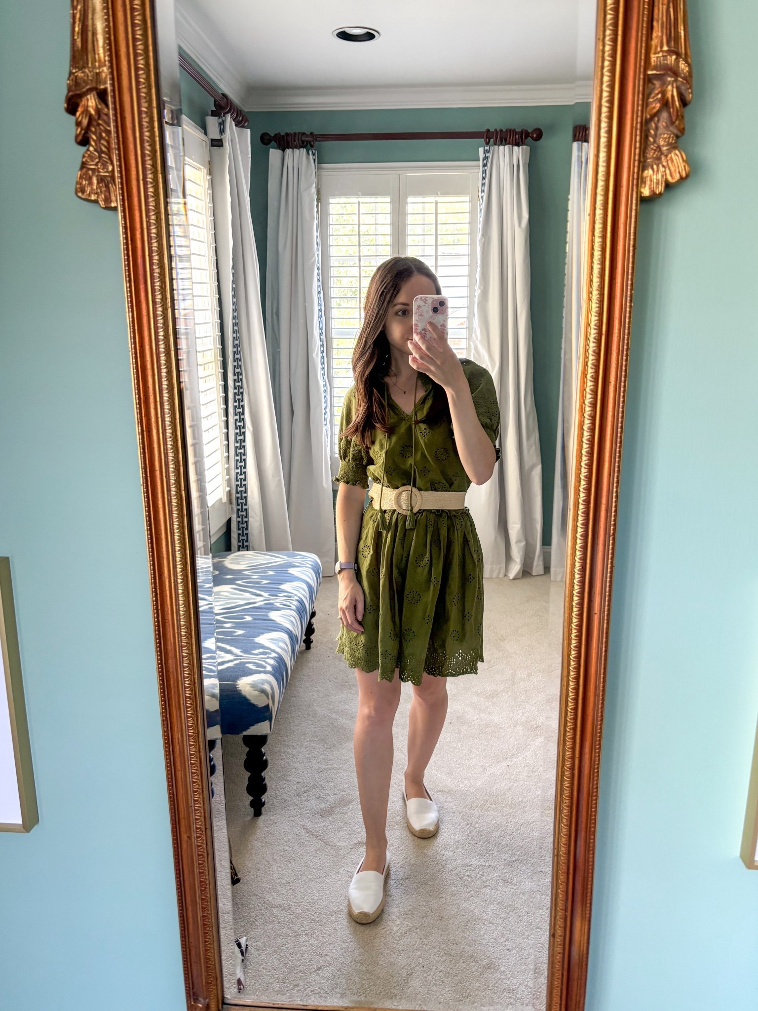 A recent work from coffee shop/preschool pickup outfit 