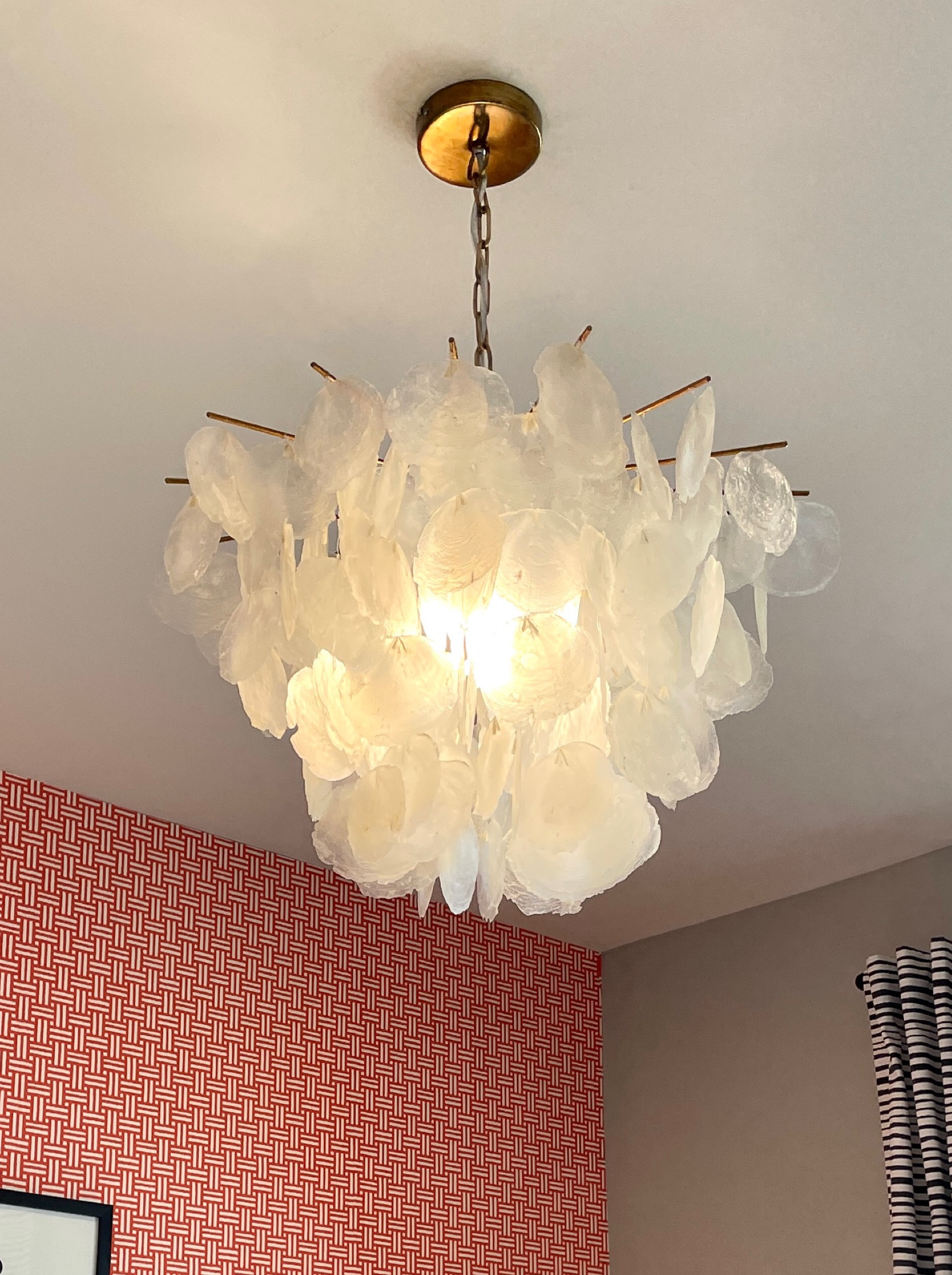 #capizchandelier #chandelier #ceilinglamp #bedroomlightjng #entryway #danglechandelier #classichome #modernhome #lighting #cascadechandelier #artdeco #glam #hollywood 

#LTKhome #LTKFind