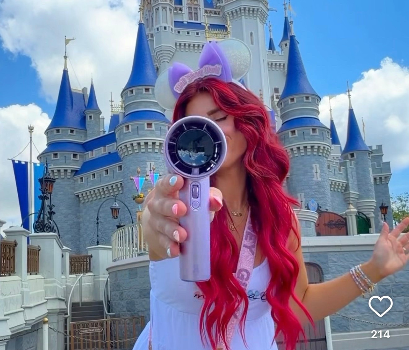 Disney park fan, disney fan, disney girly, disney style

#LTKootd #LTKdayinmylife #LTKgrwm