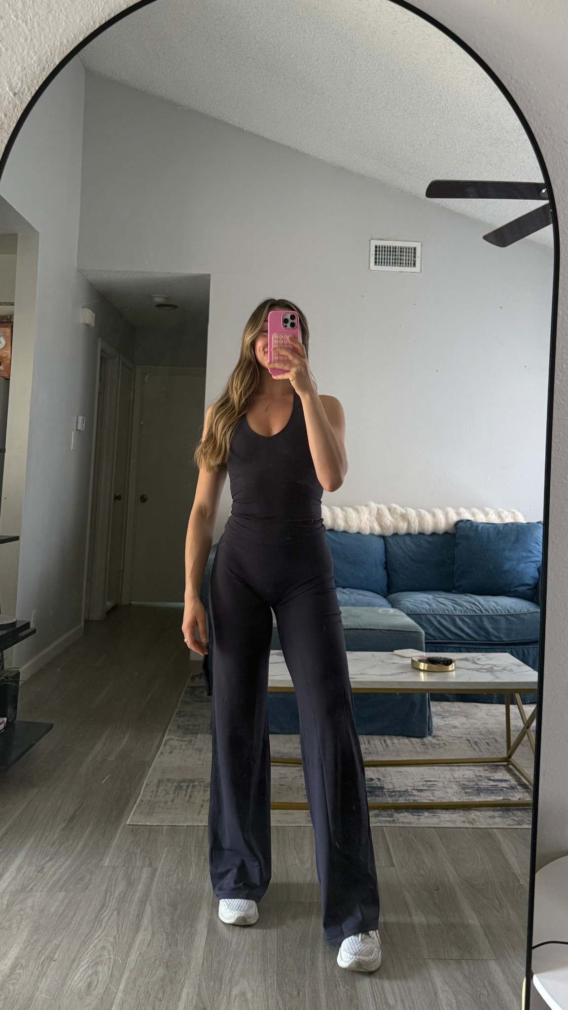 I am actually obsessed with oner active workout sets 

top: small
bottoms: small
