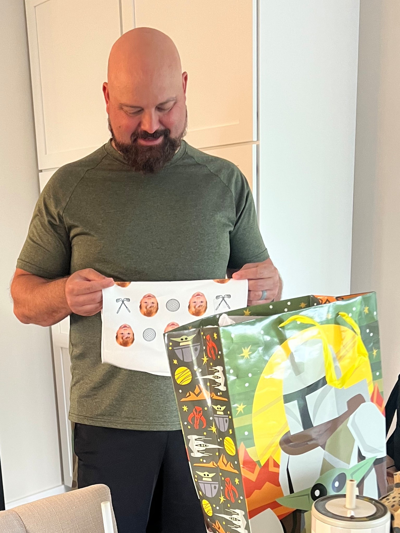 Is your husband or dad a golfer? Give them a personalized golf towel for Father’s Day! 

Personalized gift 
Father’s Day gifts 
Birthday gifts for golfers 

#LTKGiftGuide #LTKFindsUnder50 #LTKMens