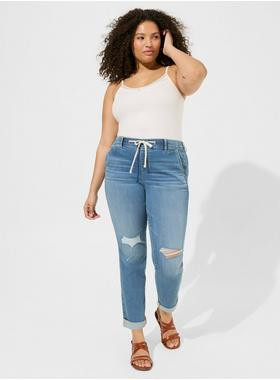 Weekend Straight Super Soft Mid-Rise Jean | Torrid (US & Canada)