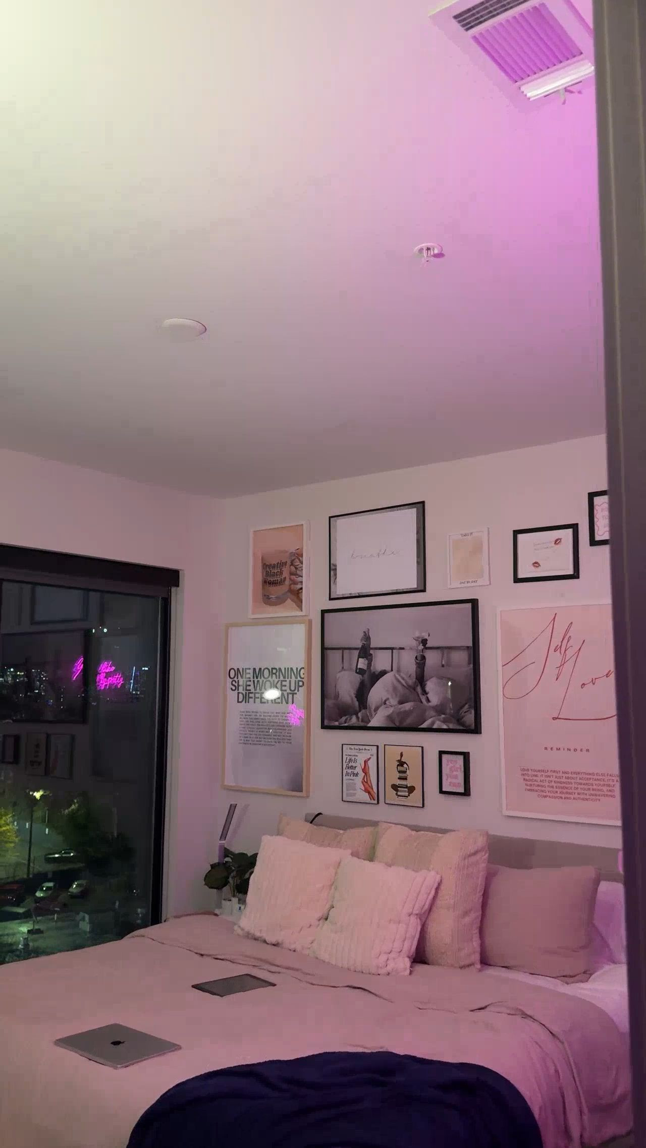 DIY Pinterest-Inspired Gallery Wall  

 