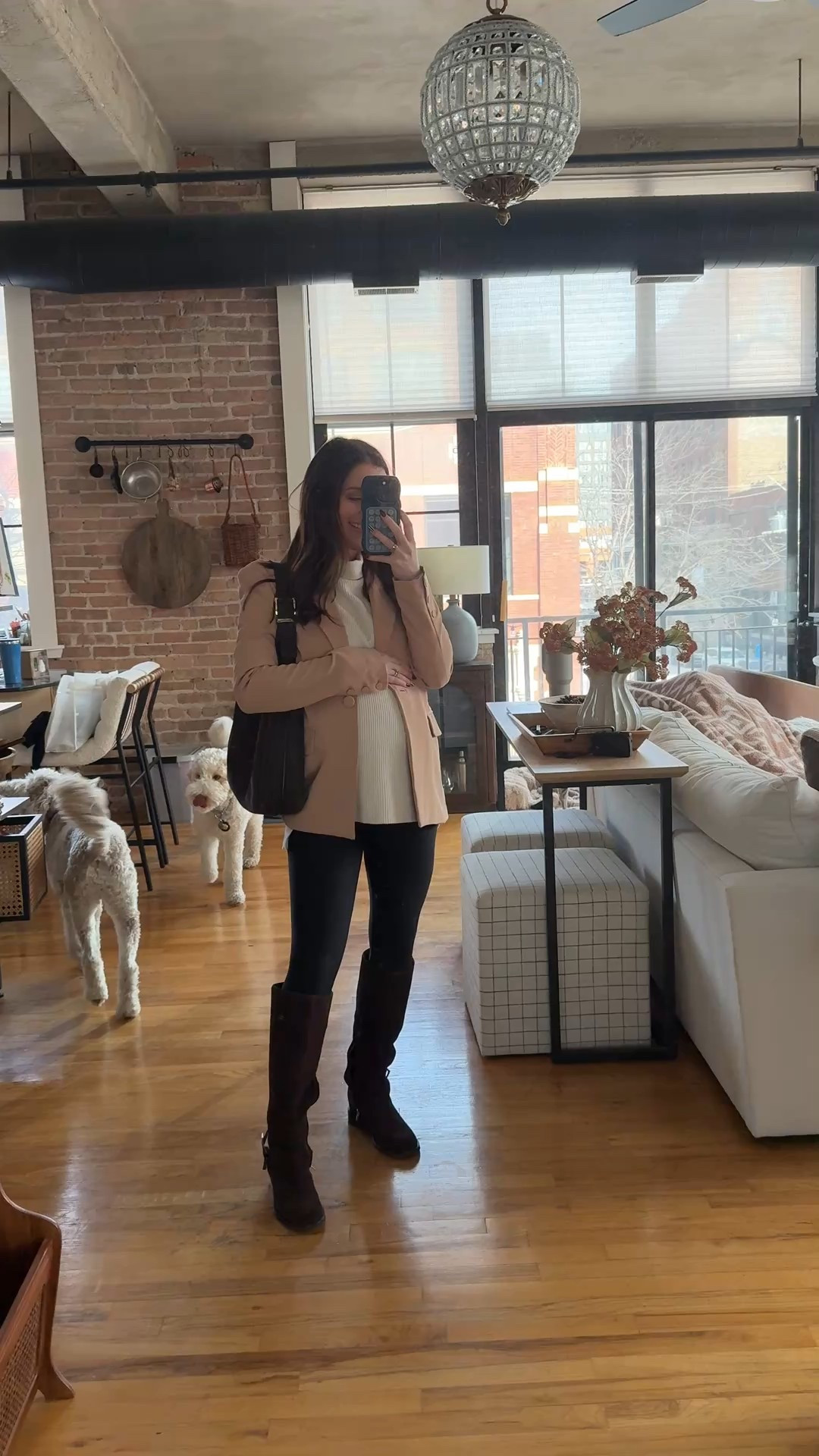 Recreating my Pinterest outfits this week at 19 weeks pregnant. Love these Amazon fleece leggings- I sized up! 

#LTKootd #LTKWorkwear