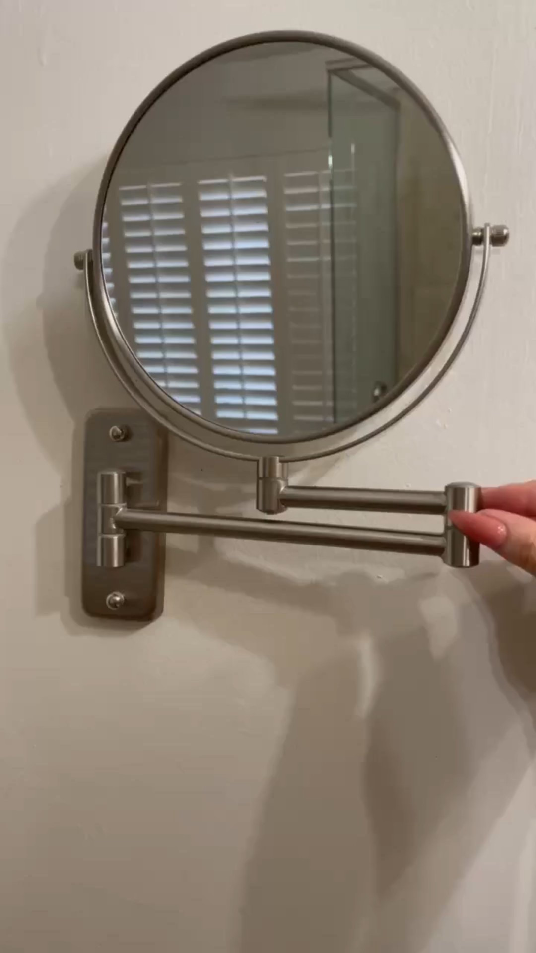 The magnifying mirror I keep in my bathroom to help my daily makeup and hair routine.


Magnifying mirror  household items  Lowcarbdashian




#LTKFamily #LTKHome #LTKBeauty