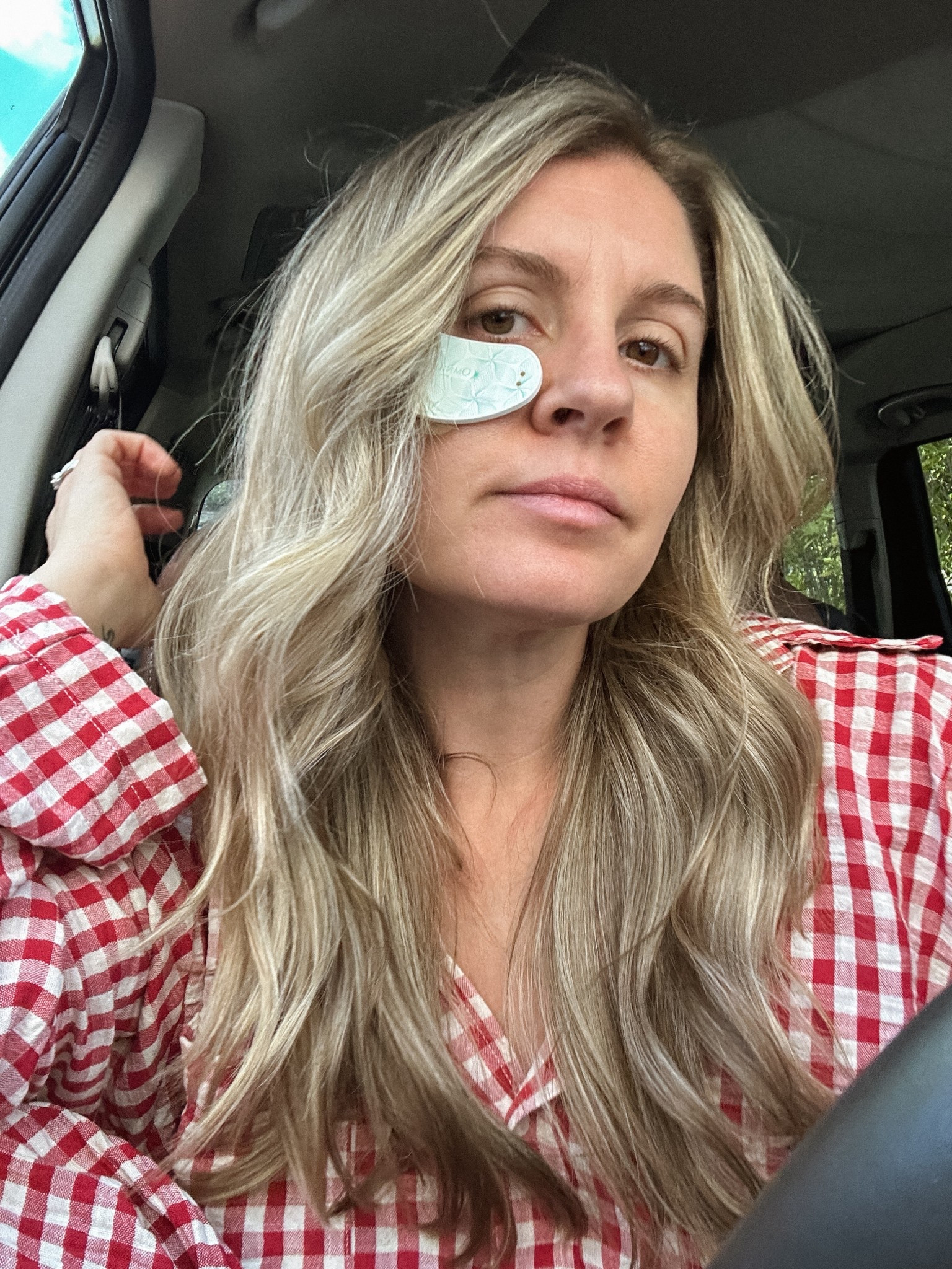 led eye brightener device to help depuff, smooth, and reduce wrinkles. on sale for 20% off right now!!

#LTKGiftGuide #LTKmomlife #LTKselfcare