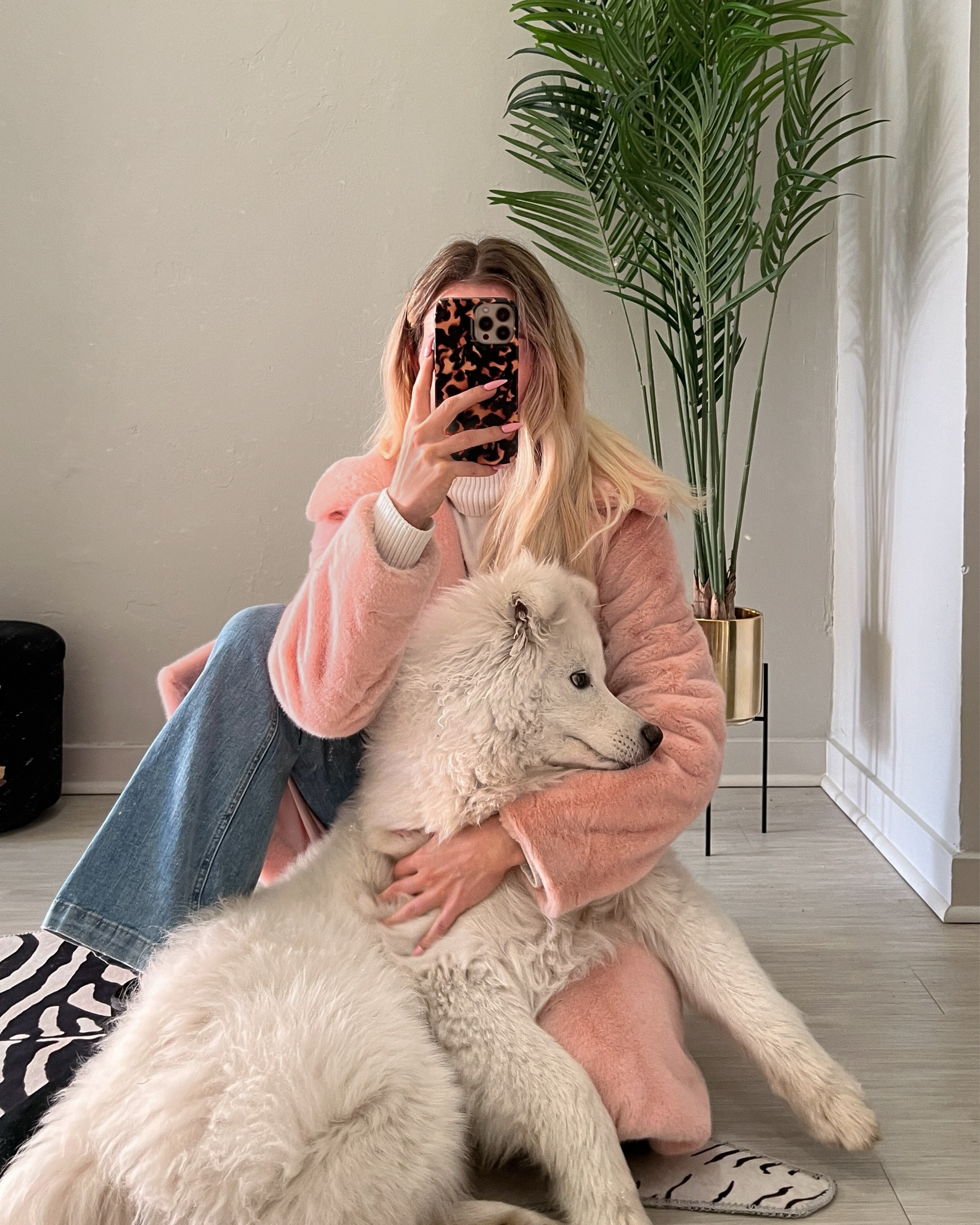 Puppy cuddles 💗 

#LTKstyletip #LTKfindsunder100 #LTKfindsunder50