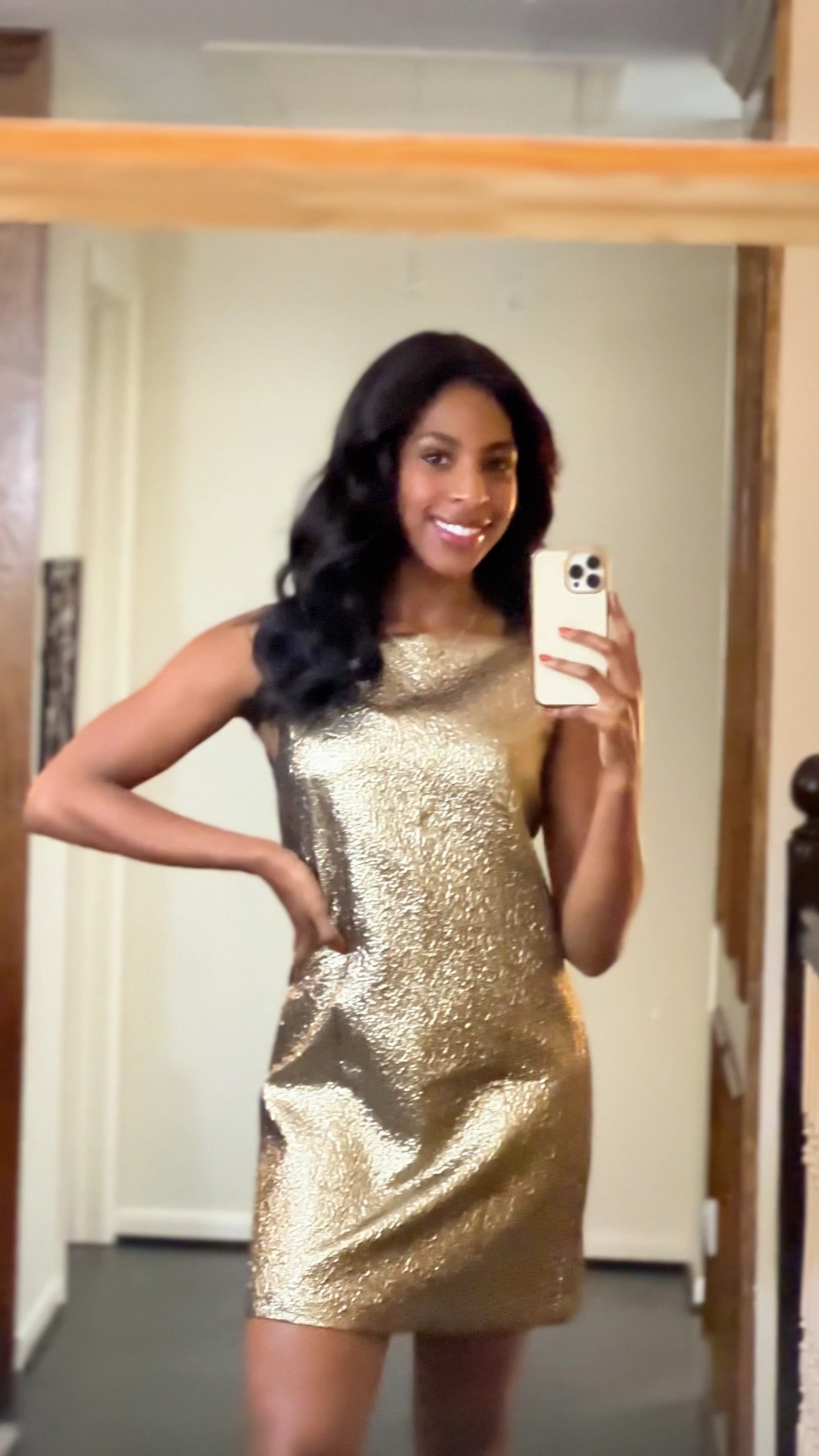 25% off EVERYTHING at Abercrombie 😍 who else is shopping for holiday looks this cyberweek??



#LTKHoliday #LTKParties