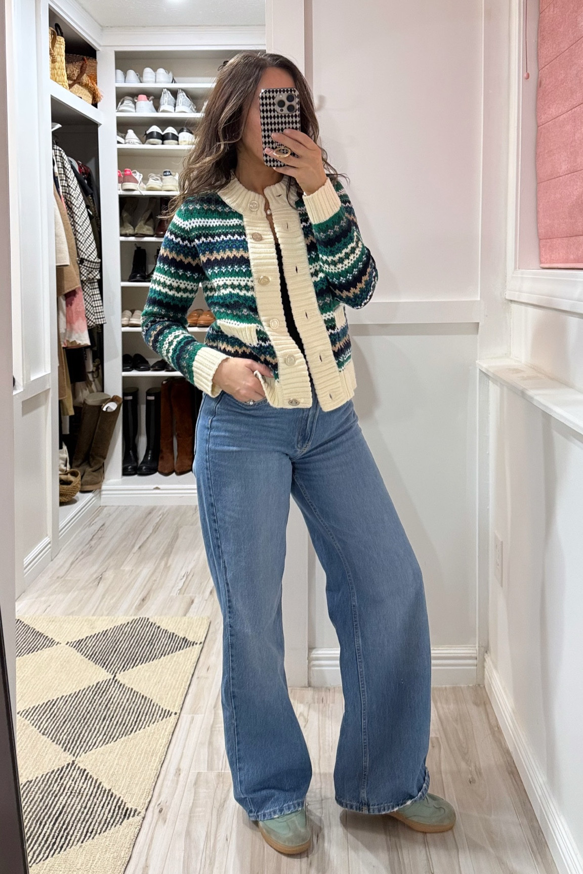 Love this cardigan!! On major sale! Wearing xs - runs tts.  
Jeans in H&M size 8 which fit like a smaller size 27 (I’m 26 usually and they are sooo comfortable). Linking a similar pair that comes in a couple of different lengths.  

#LTKOver40 #LTKShoeCrush #LTKStyleTip