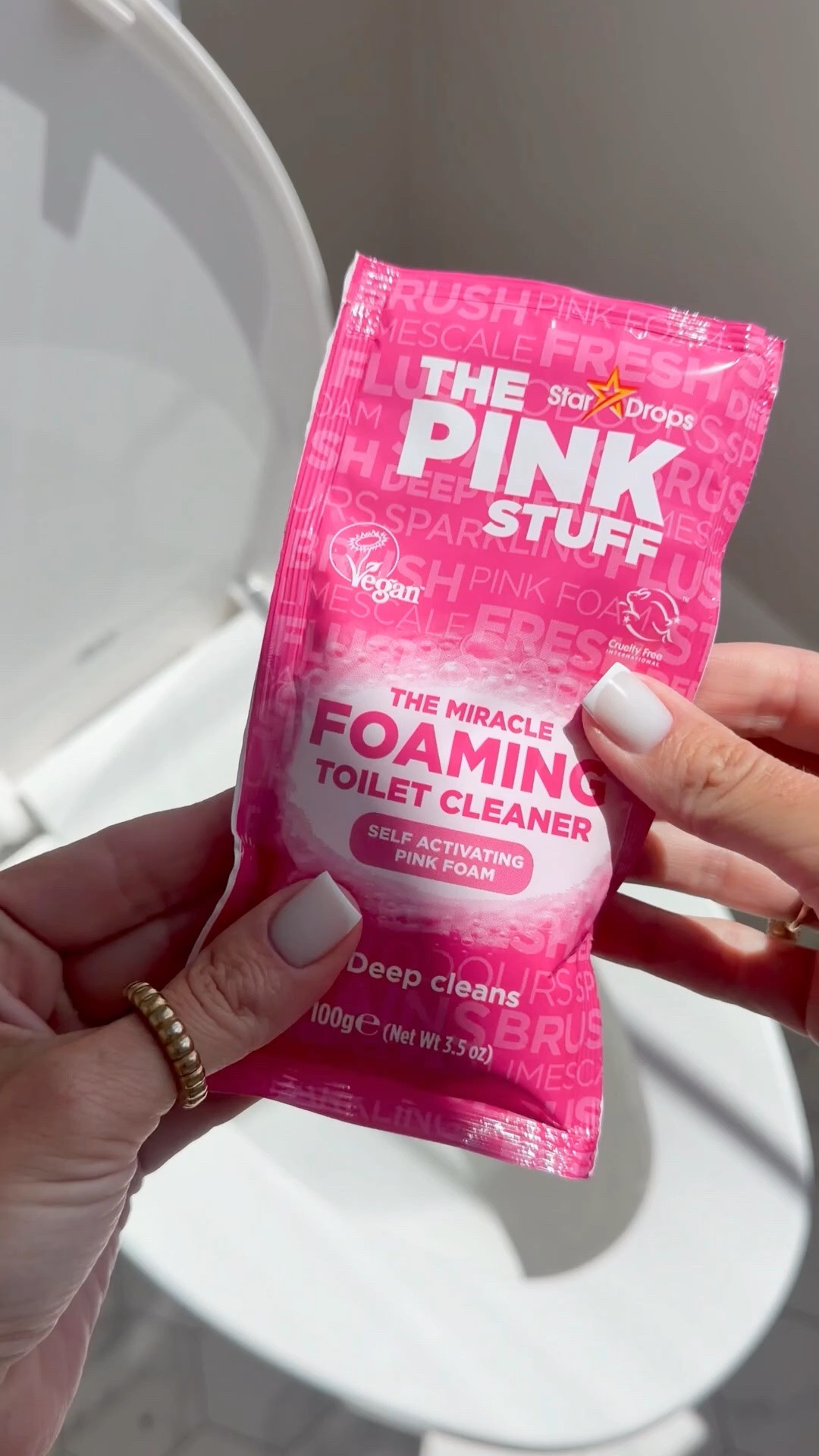 Cleaning day but make it pink🩷

#LTKmomlife #LTKHome #LTKdayinmylife