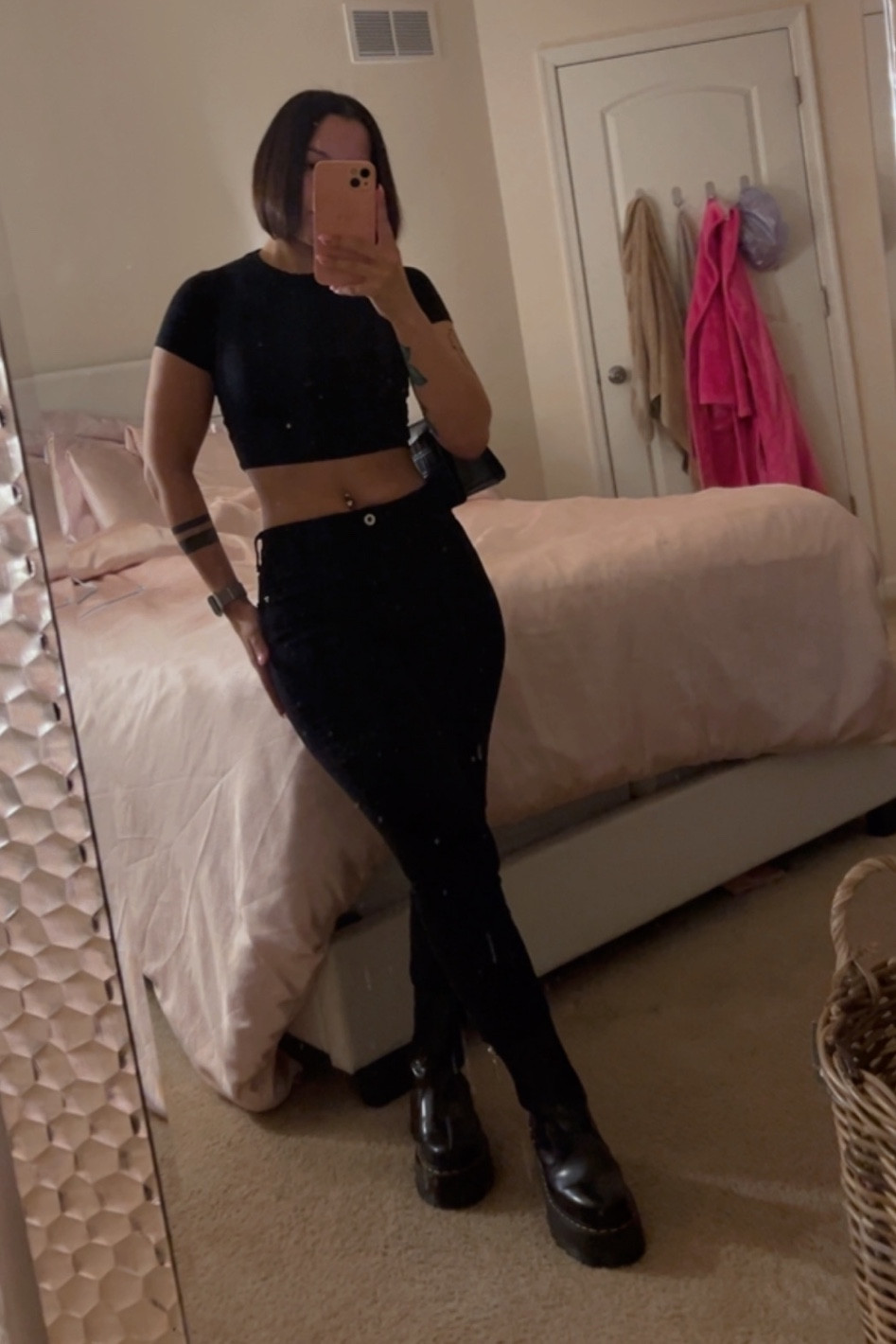 Black out 🖤🖤🖤

#LTKBeauty #LTKStyleTip #LTKParties