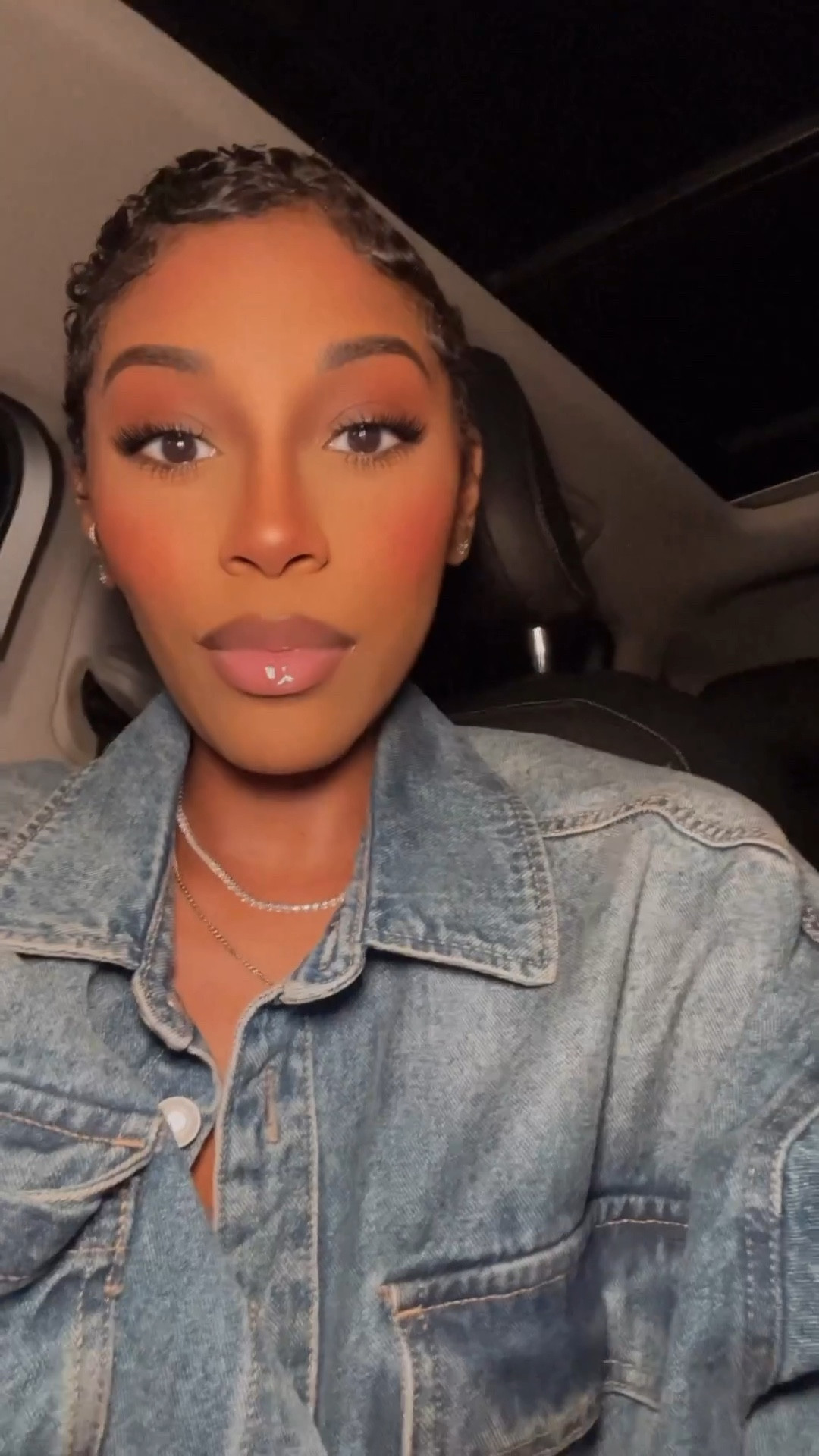 This light is an absolute game changer! Grab yours asap 

#LTKunder50 #LTKGiftGuide