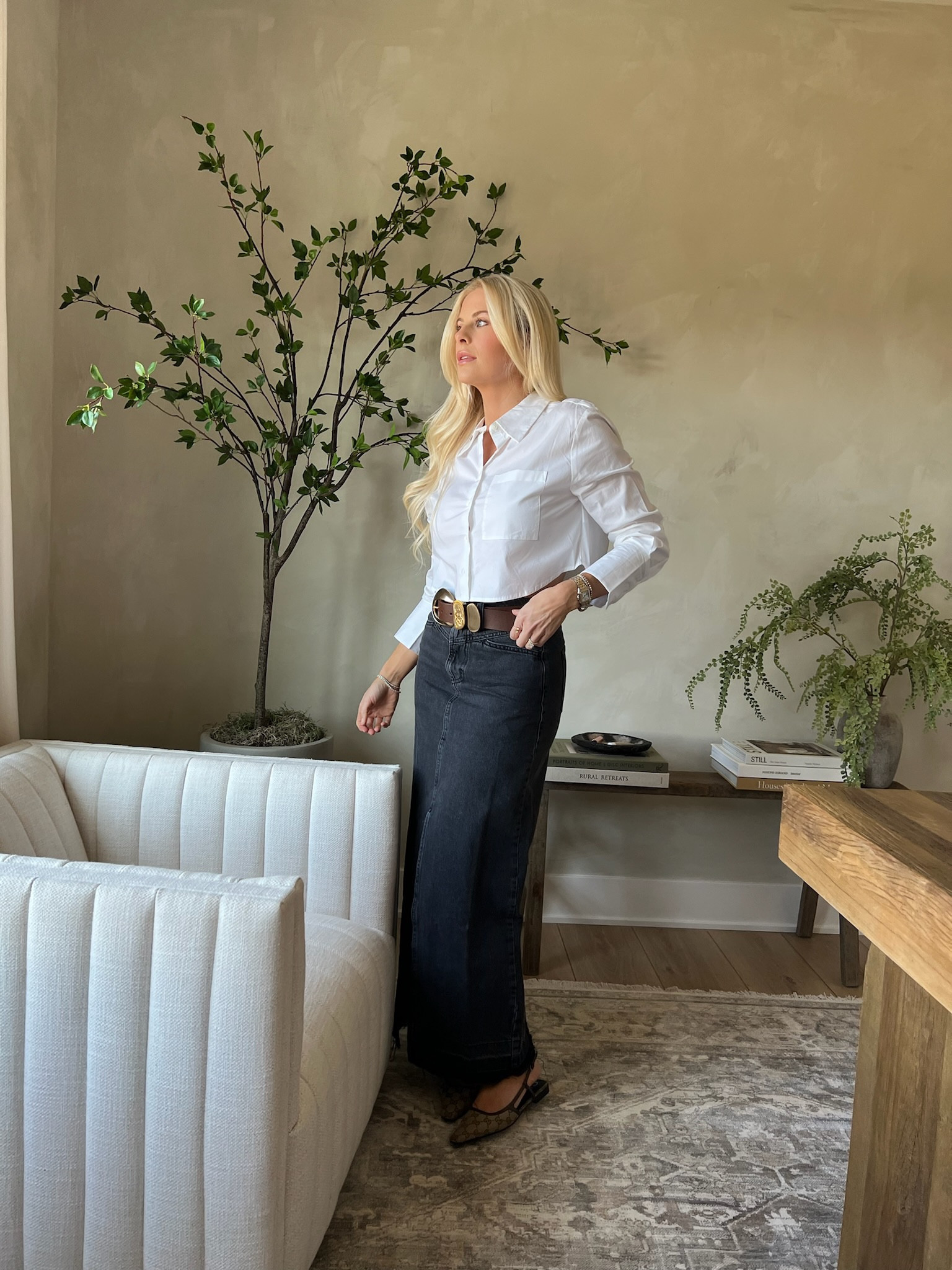 Spring outfit!

Wearing a small in shirt and skirt. Shoes are true to size.

#kathleenpost #fashionn

#LTKstyletip #LTKSeasonal #LTKshoecrush