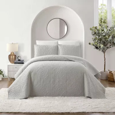 Modern Heirloom Solid Stitch 3-Piece Bedspread Set | Belk