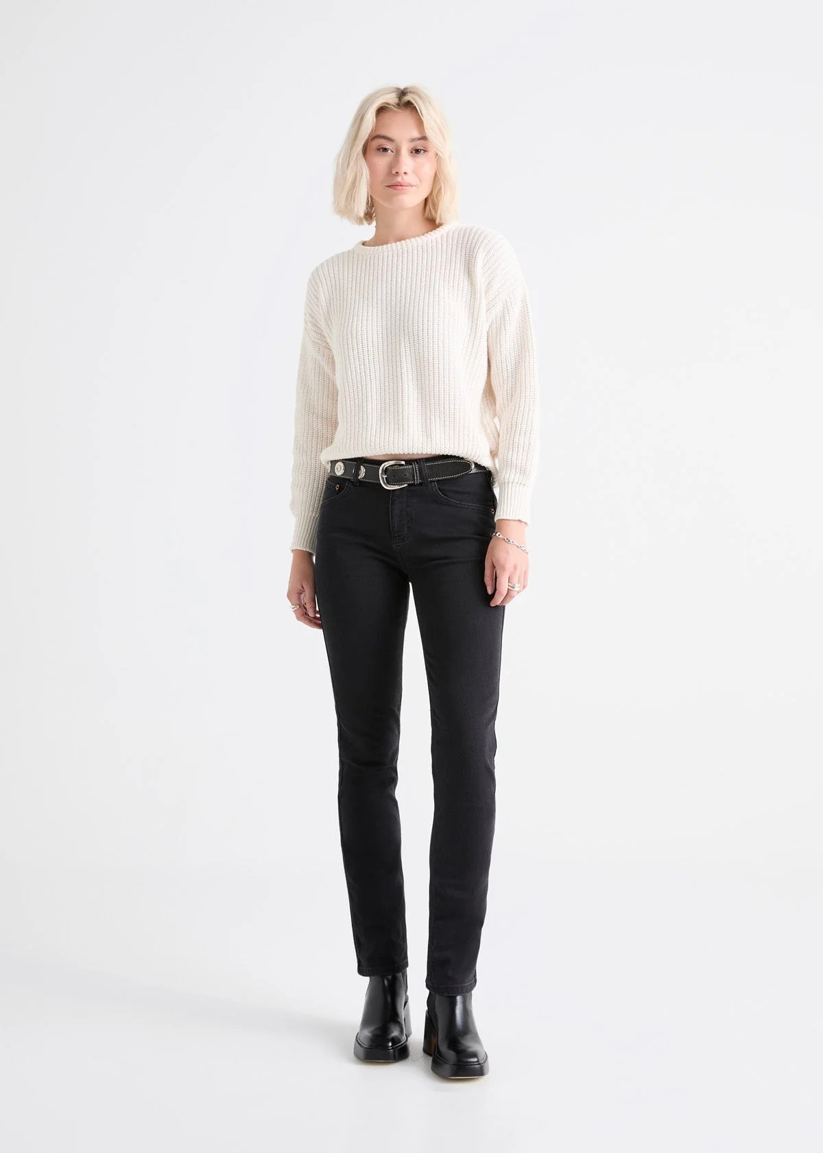 Performance Denim Mid Rise Slim Straight - Aged Black | DUER