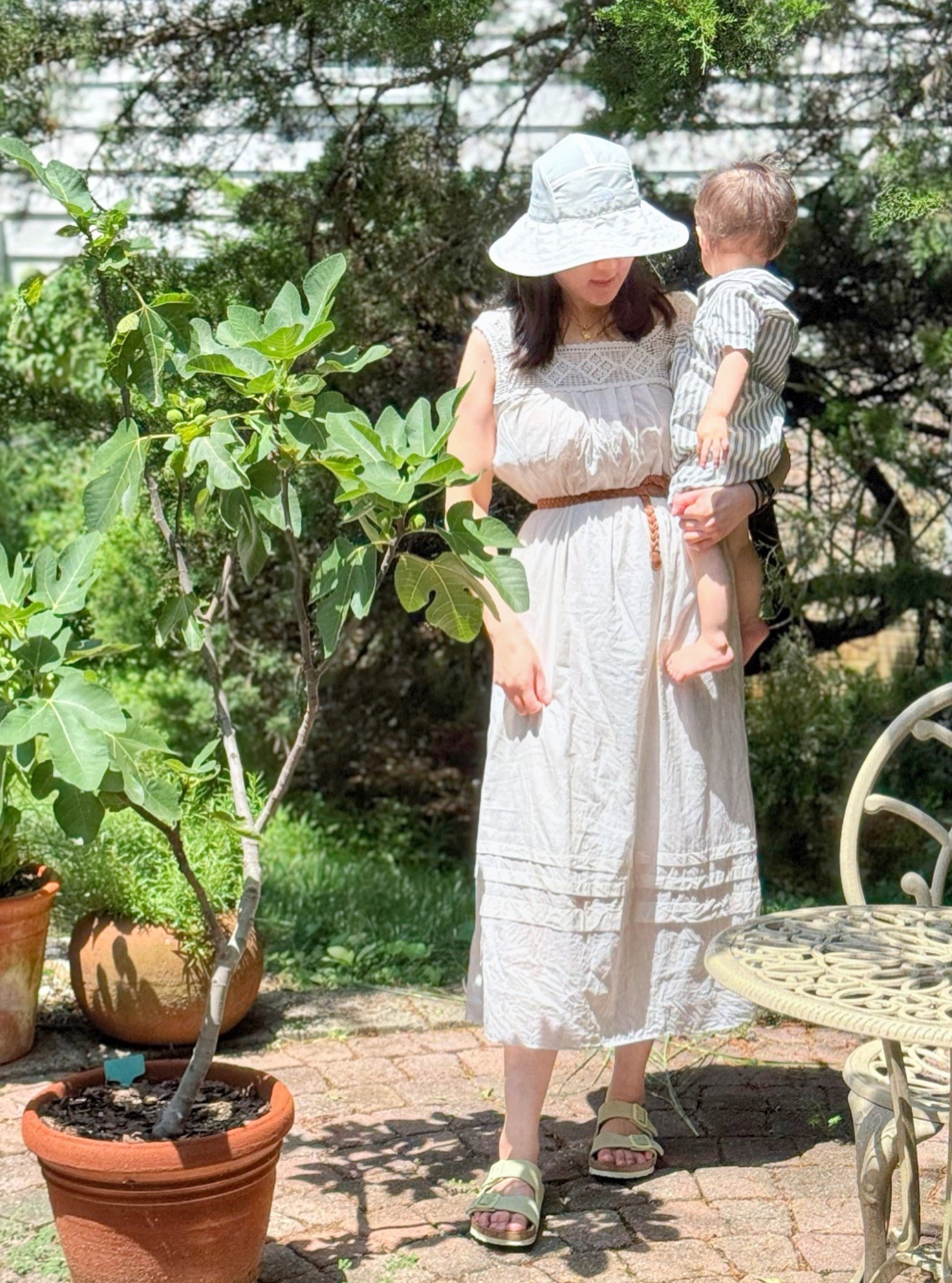 @ my summery backyard🌿

#summerdress #summeroutfits #jcrewdress #vintagevibe #Crochet #jcrewcrochet #mididress 

#LTKFindsUnder50 #LTKHome #LTKBaby