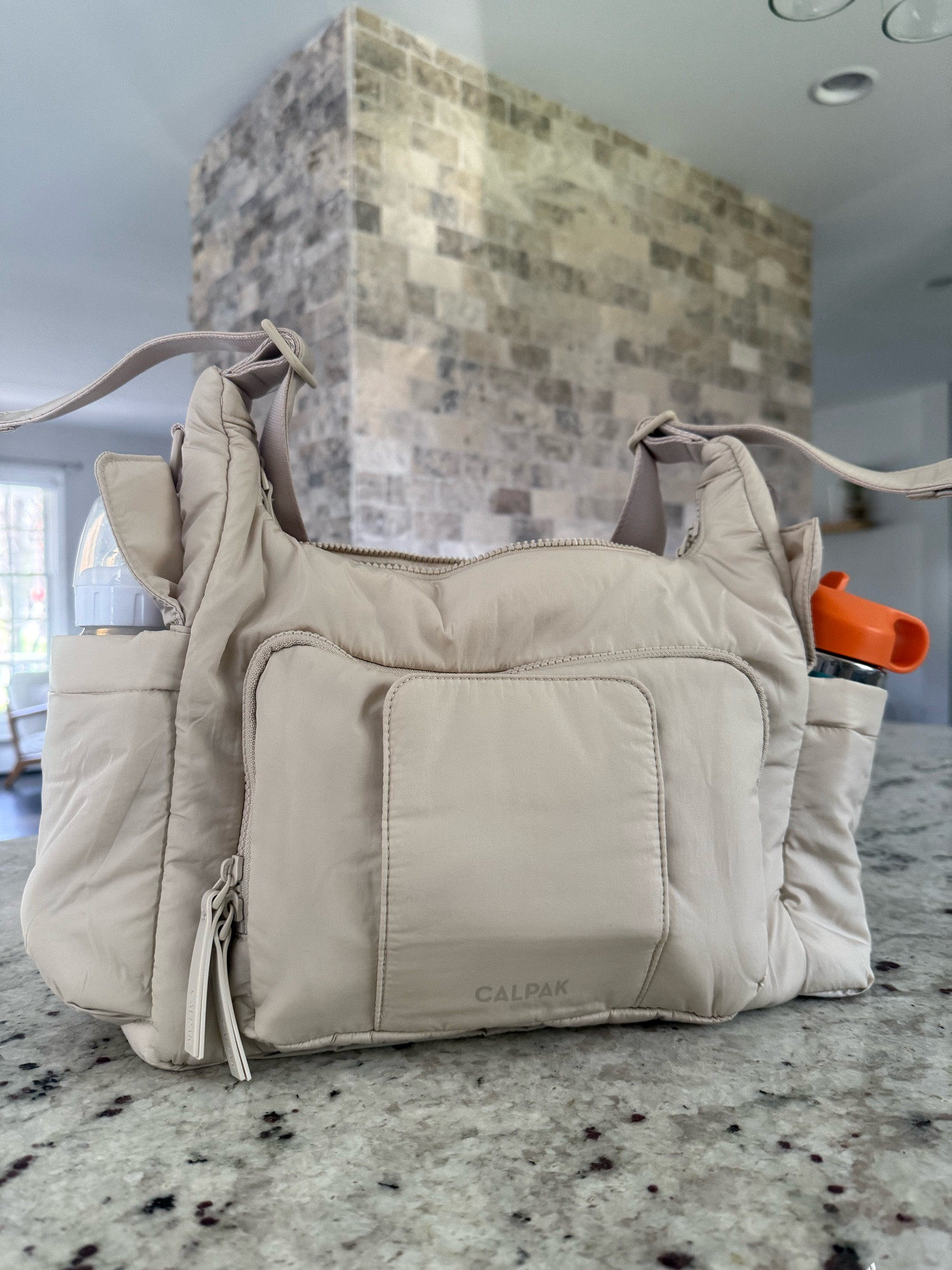 Baby/ mom diaper cross body bag!

#LTKFamily #LTKBaby #LTKBump