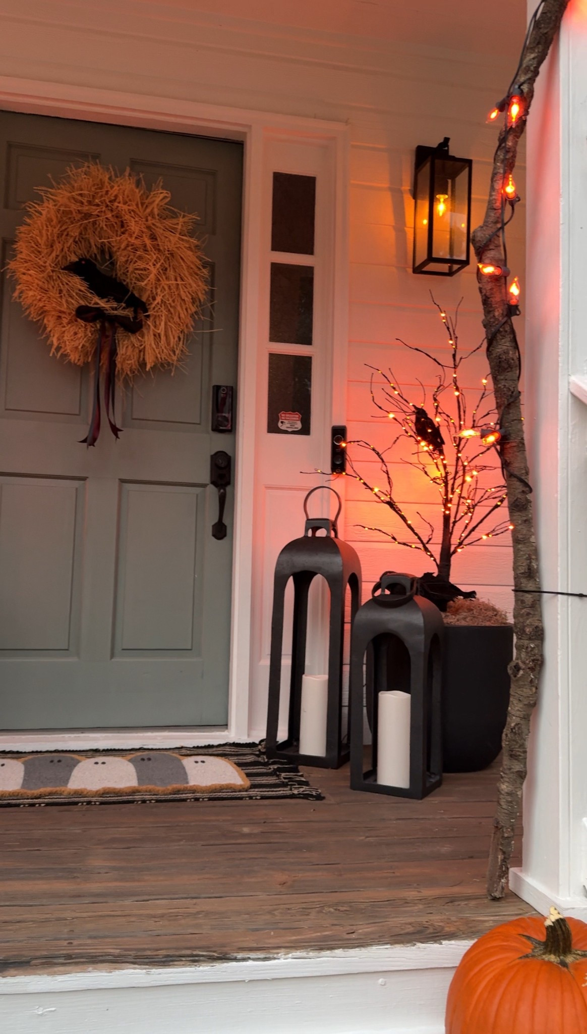 Transform your existing lights to look like gas lanterns with these flicker flame bulbs. 

So realistic, quick and easy to install and instant curb appeal 

#LTKStyleTip #LTKFindsUnder50 #LTKHome