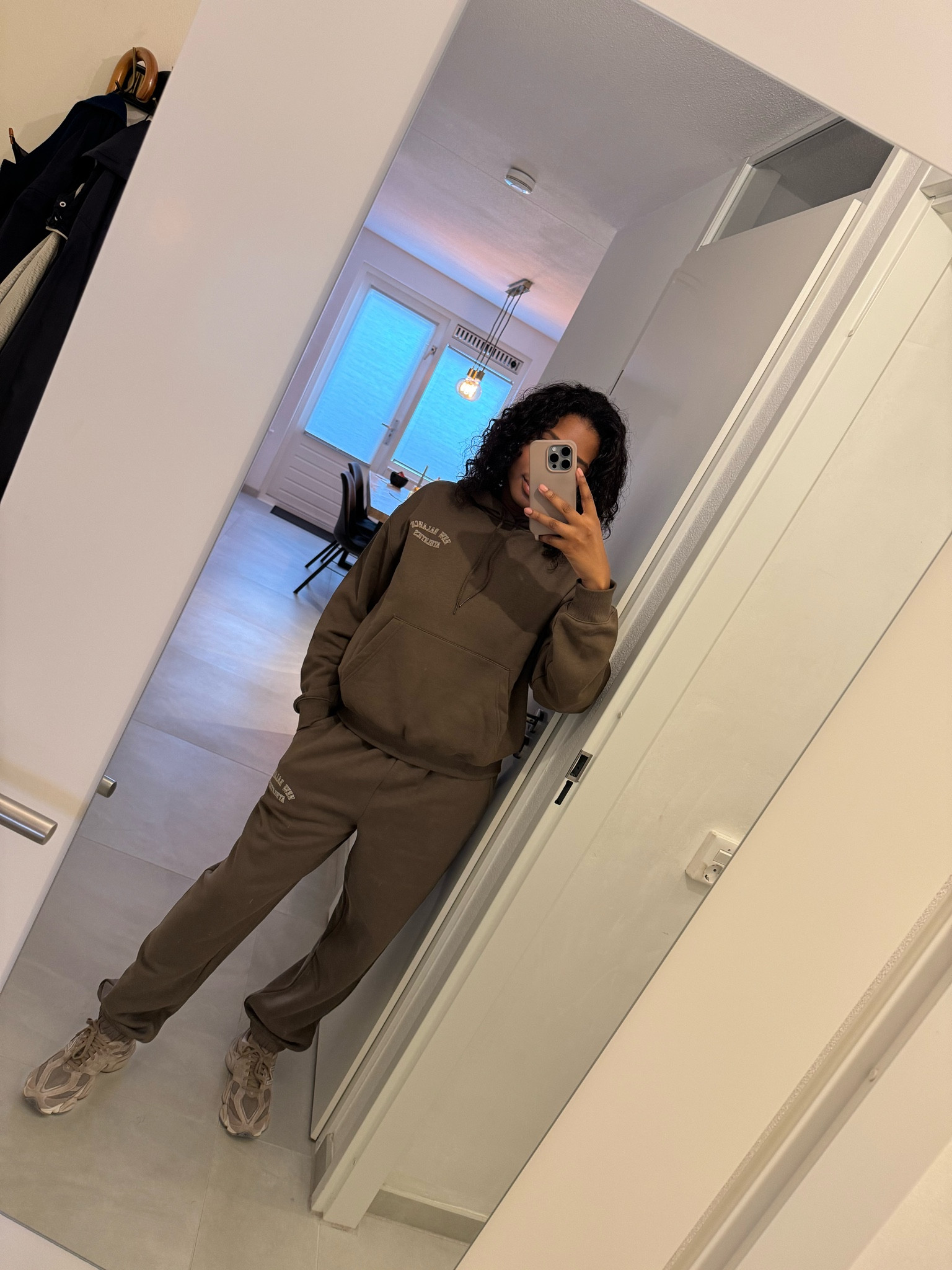 New Balance tracksuit 🤎✨

#LTKautumn #LTKwinter #LTKeurope