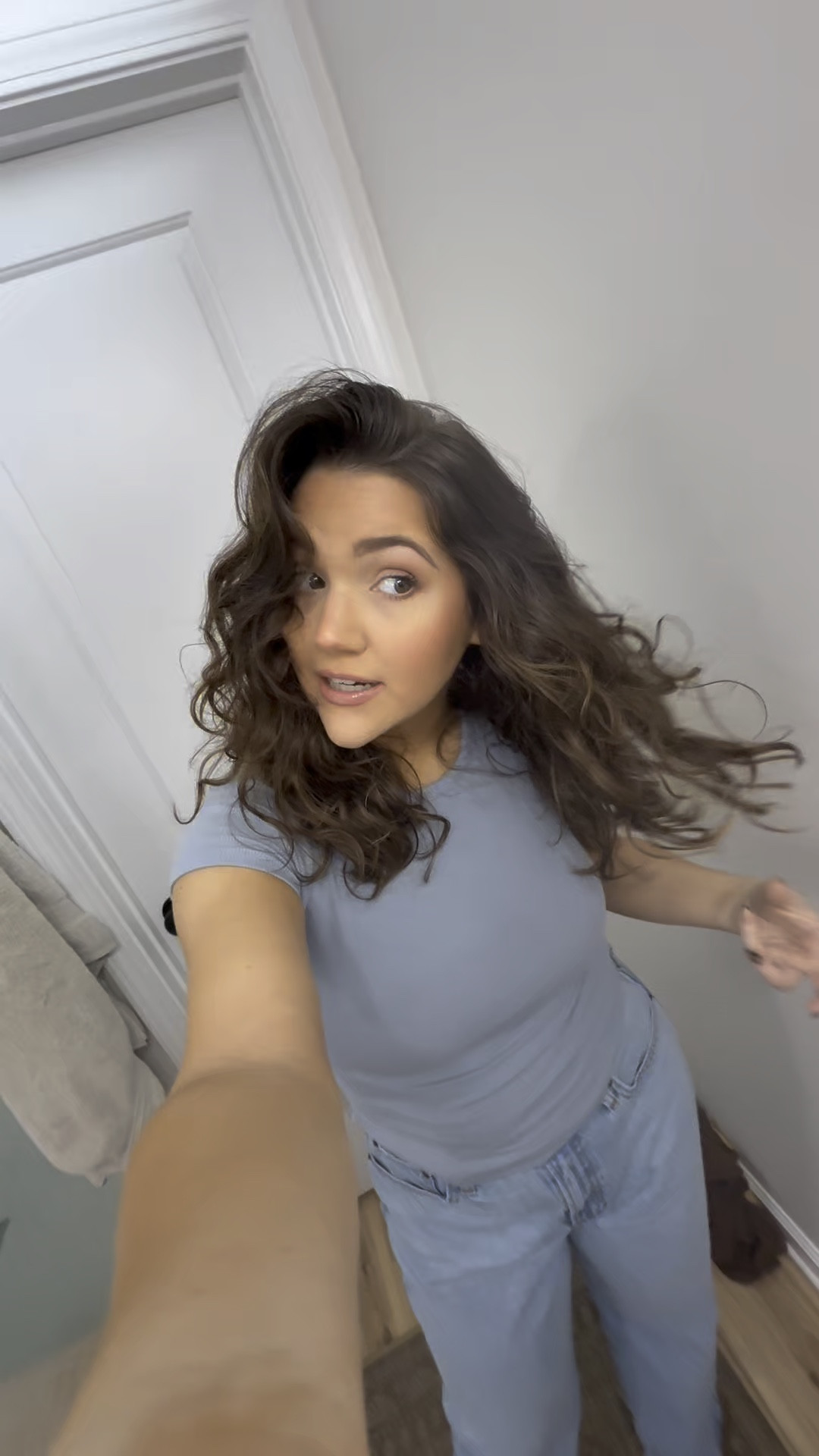 New curly hairstyle tutorial 

#LTKStyleTip #LTKBeauty