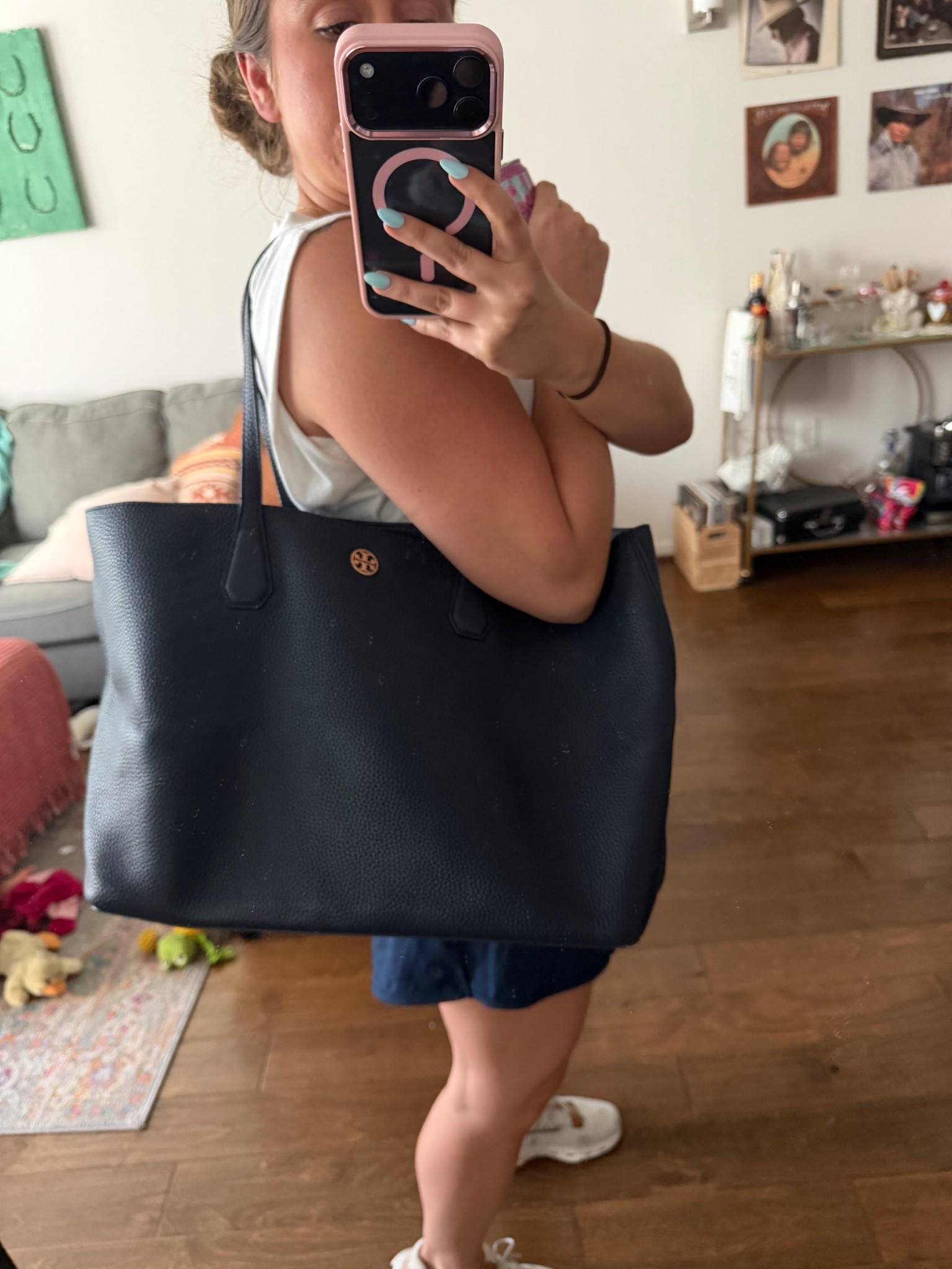 Favorite bag for work! 

#LTKWorkwear #LTKTravel #LTKdayinmylife