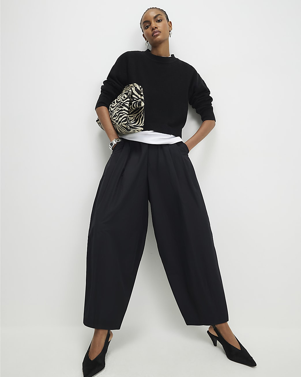 Black Cotton Poplin Barrel Leg Trousers | River Island UK & IE