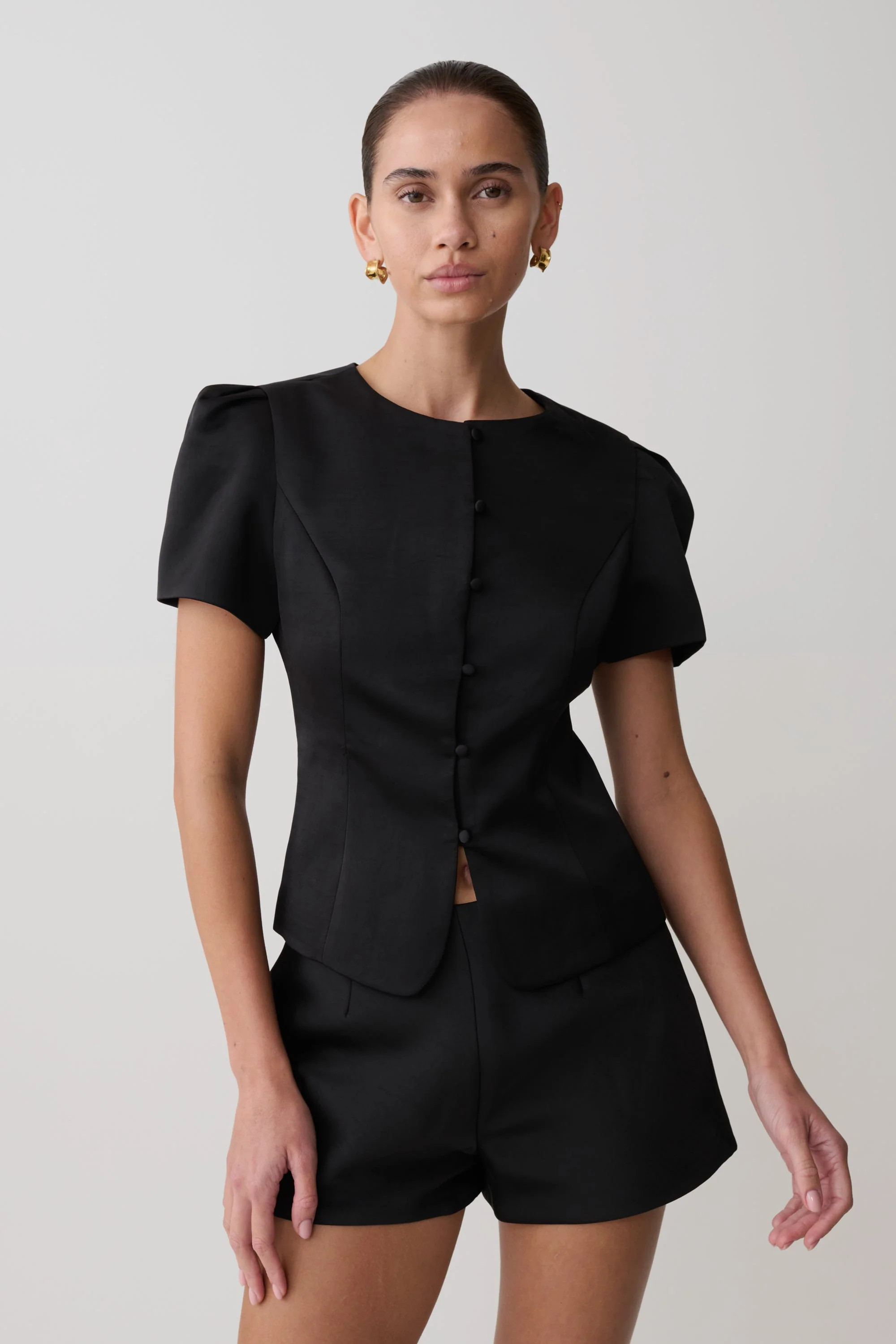 Short Sleeve Satin Top - Black | MESHKI US