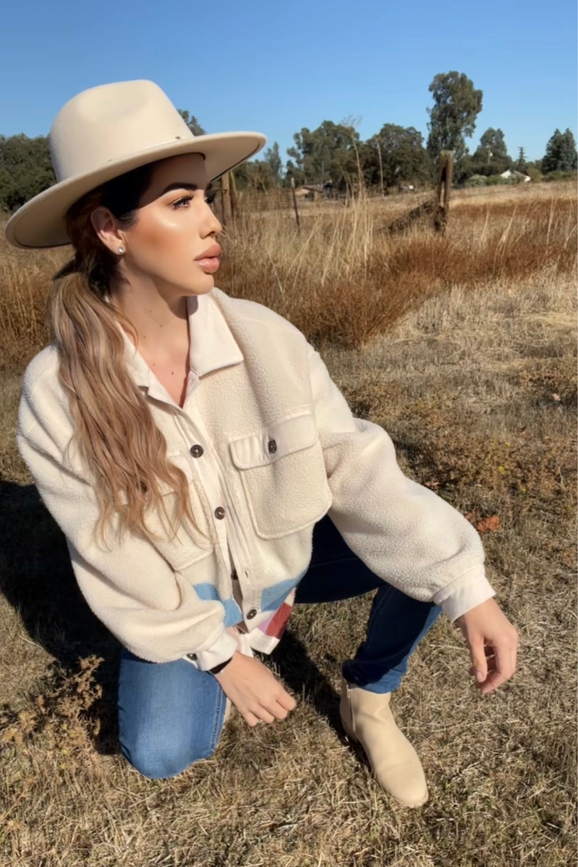 Fall outfit. Western outfit. Boots. Country outfit. 

#LTKbeauty #LTKstyletip #LTKSeasonal