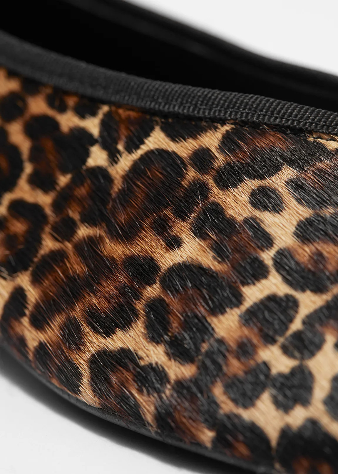 Almond-Toe Ballerina Flats | & Other Stories UK