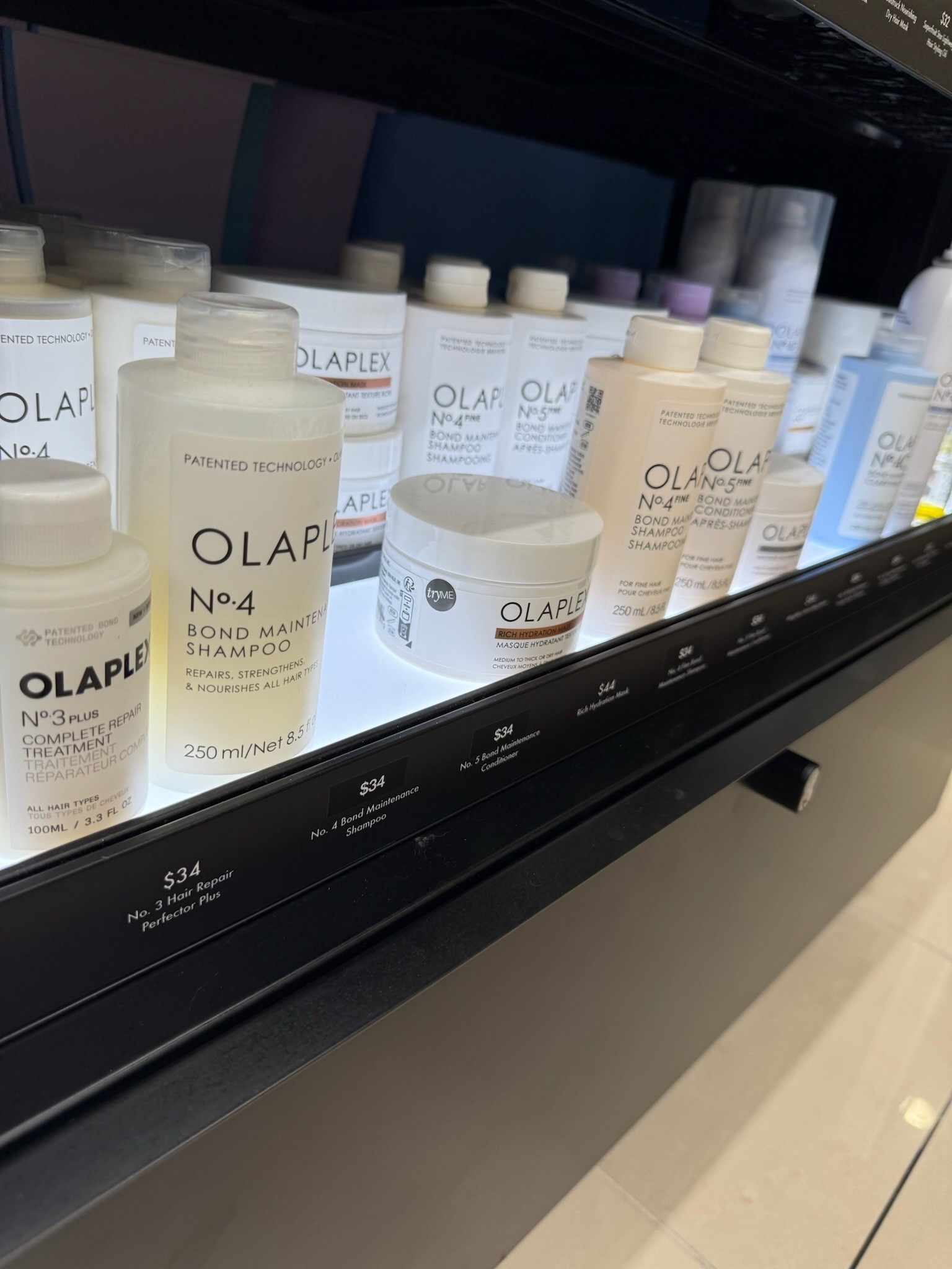 Good hair days start with the right products ✨ These are my go-to Olaplex favorites for keeping my hair looking healthy, strong, and shiny. From repair to hydration, these staples have earned a permanent spot in my routine and continue to deliver every time. If you’re looking to give your hair a little extra love, these are definitely worth trying 🤍

#Olaplex #OlaplexHair #HealthyHairJourney #HairCareRoutine #HairCareFavorites #StrongerHair #ShinyHair #HairRepair #HairTransformation #SalonQualityHair #BeautyFavorites #HairGoals #DamagedHairRepair #SelfCareRoutine #HairInspo #BeautyCommunity #HairObsessed #GoodHairDayEveryDay #HairTokMadeMeBuyIt #HairCareEssentials