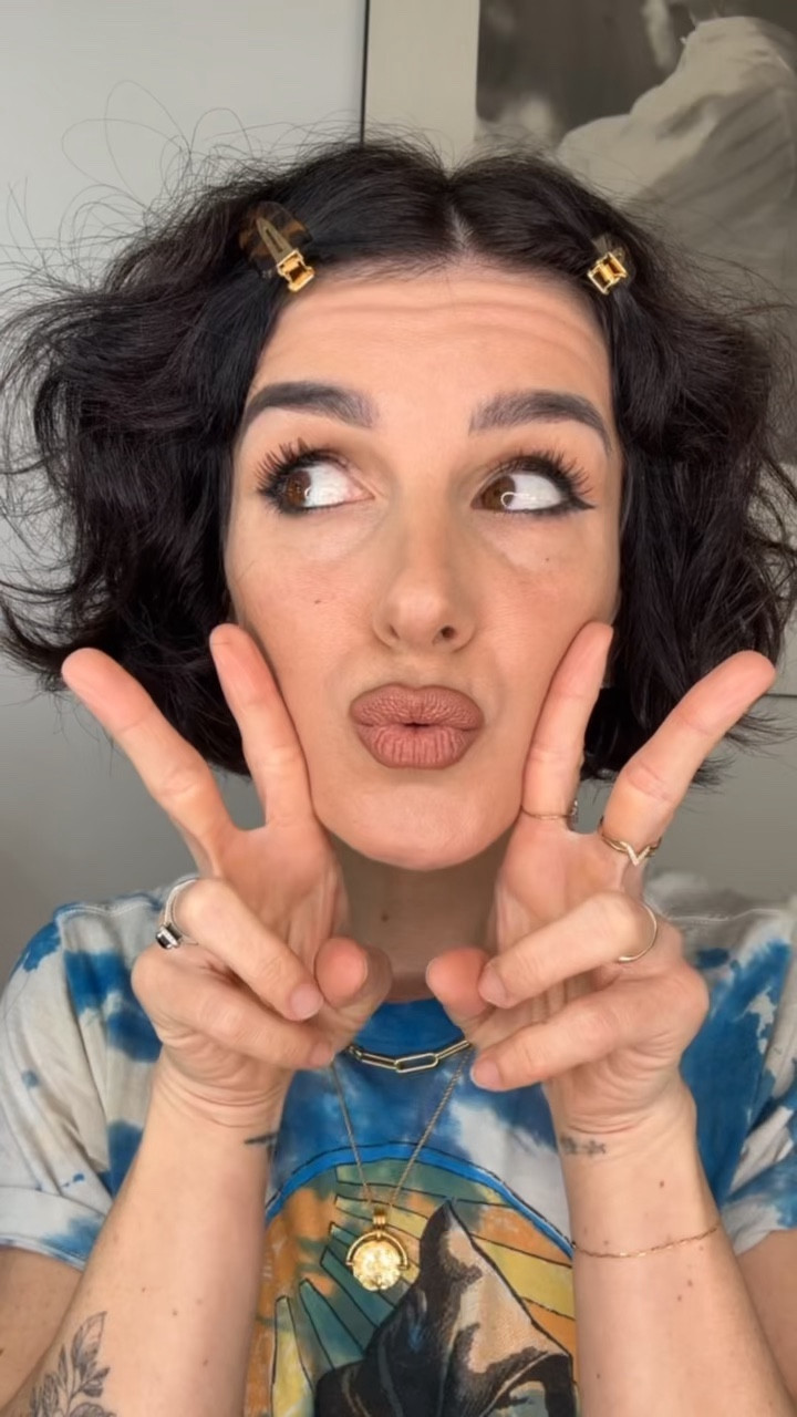 90s rocker makeup look! 🖤
Full face of some of my all time favorite products!

Beauty finds | stocking stuffers

#LTKbeauty #LTKGiftGuide #LTKSeasonal