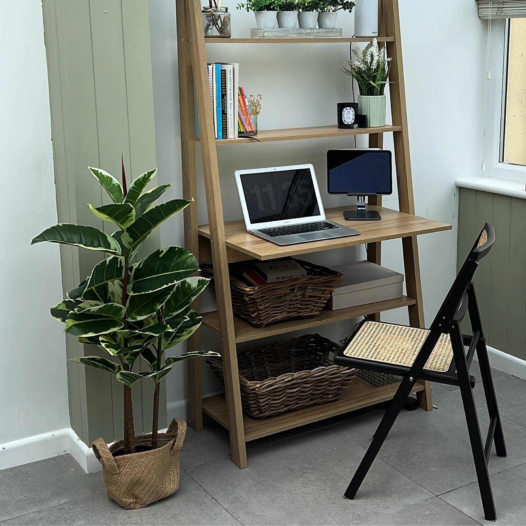Work from home station 🌿  #plant #desk #decor #homestyle

#LTKsalealert #LTKeurope #LTKhome