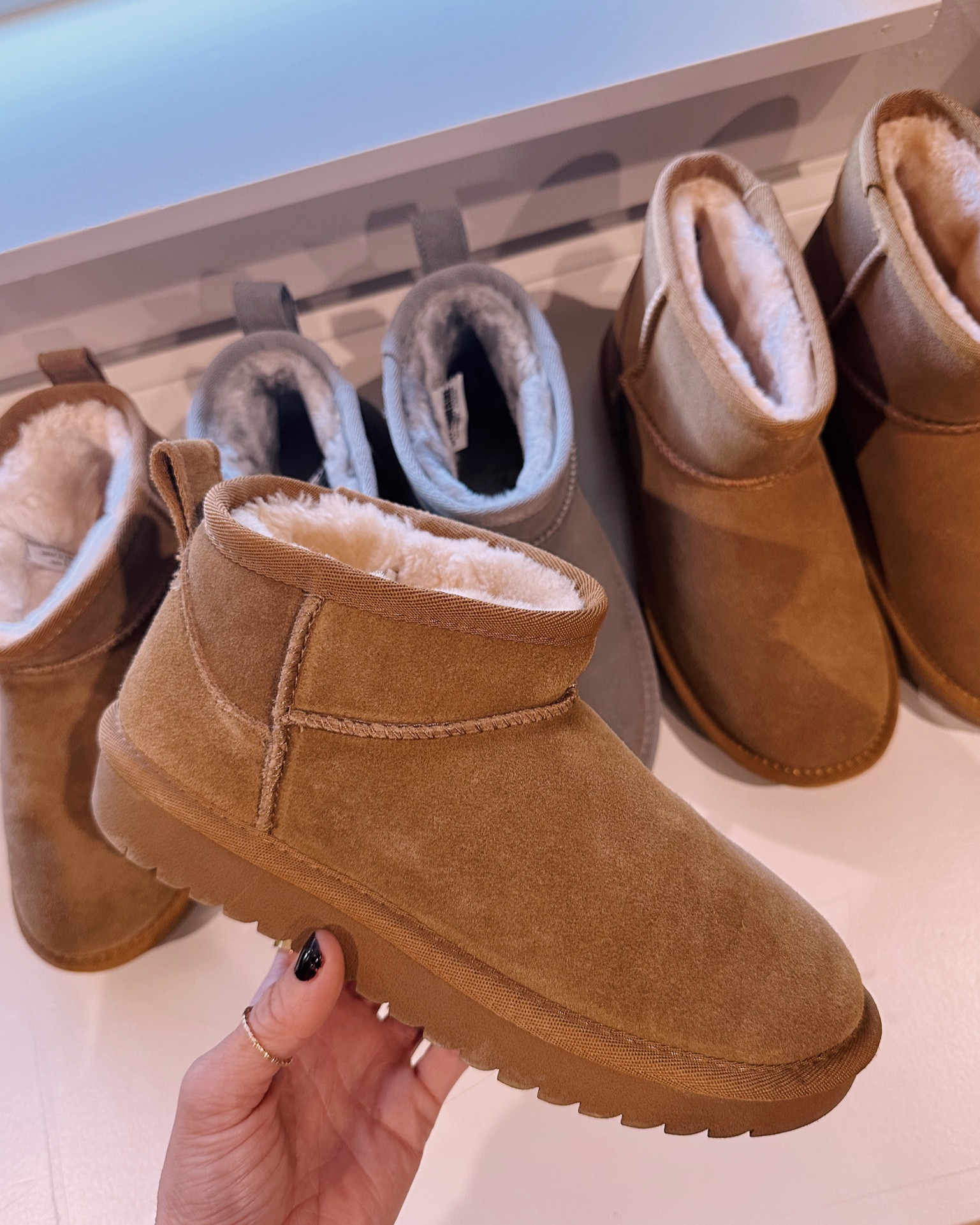 Code: SSAMAZON10 for 10% OFF on Amazon!!💃🏻🙌🏽



#LTKshoecrush #LTKstyletip #LTKsalealert