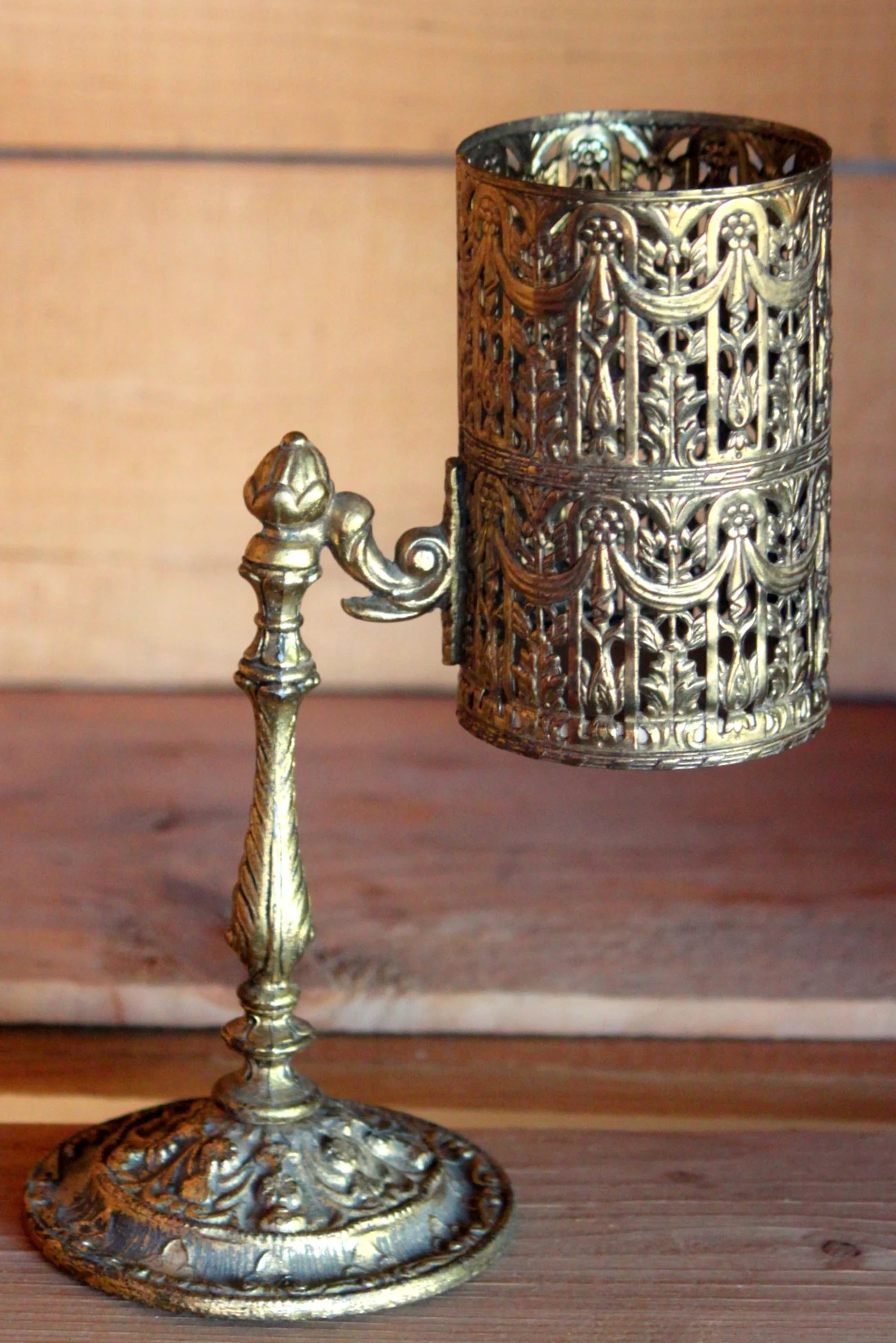 Vintage Globe Hollywood Regency Ornate Filigree Cup Can Holder - Etsy | Etsy (US)