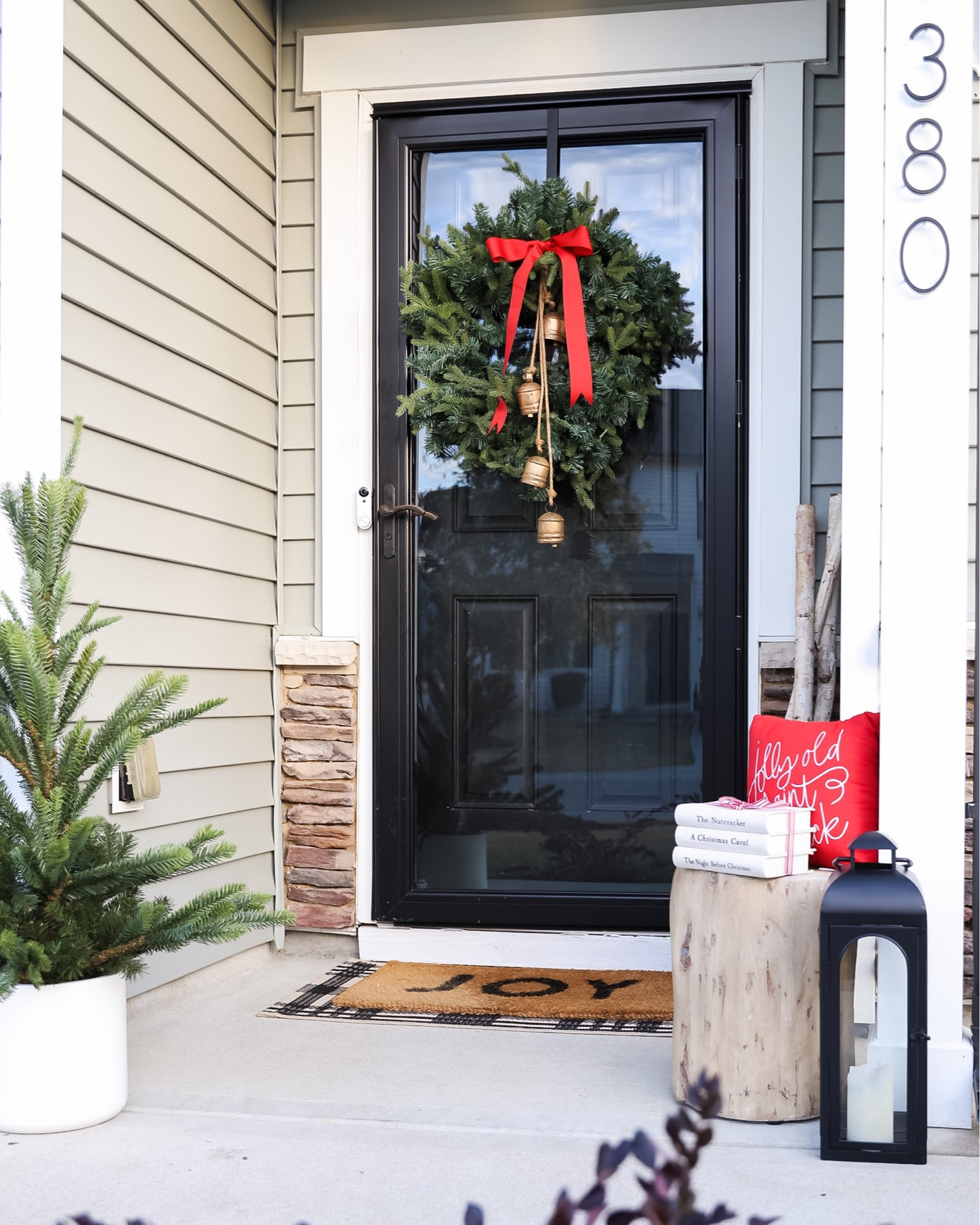 Cute Christmas porch decor, green pre-lit wreath, Christmas decor

#LTKHoliday #LTKSeasonal #LTKhome