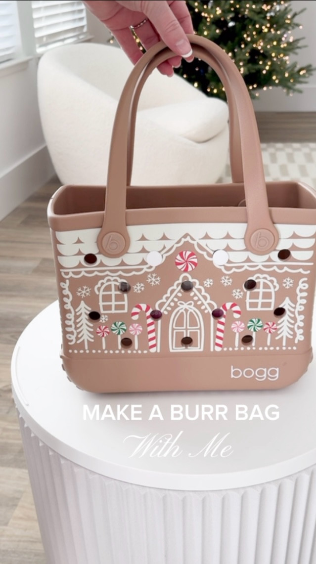 Make a BURR bag with me 🤎✨ the perfect gingerbread bogg bag to fill with all the goodies for any gal in your life! 

Tap to shop!!

#LTKGiftGuide #LTKSeasonal #LTKHoliday
